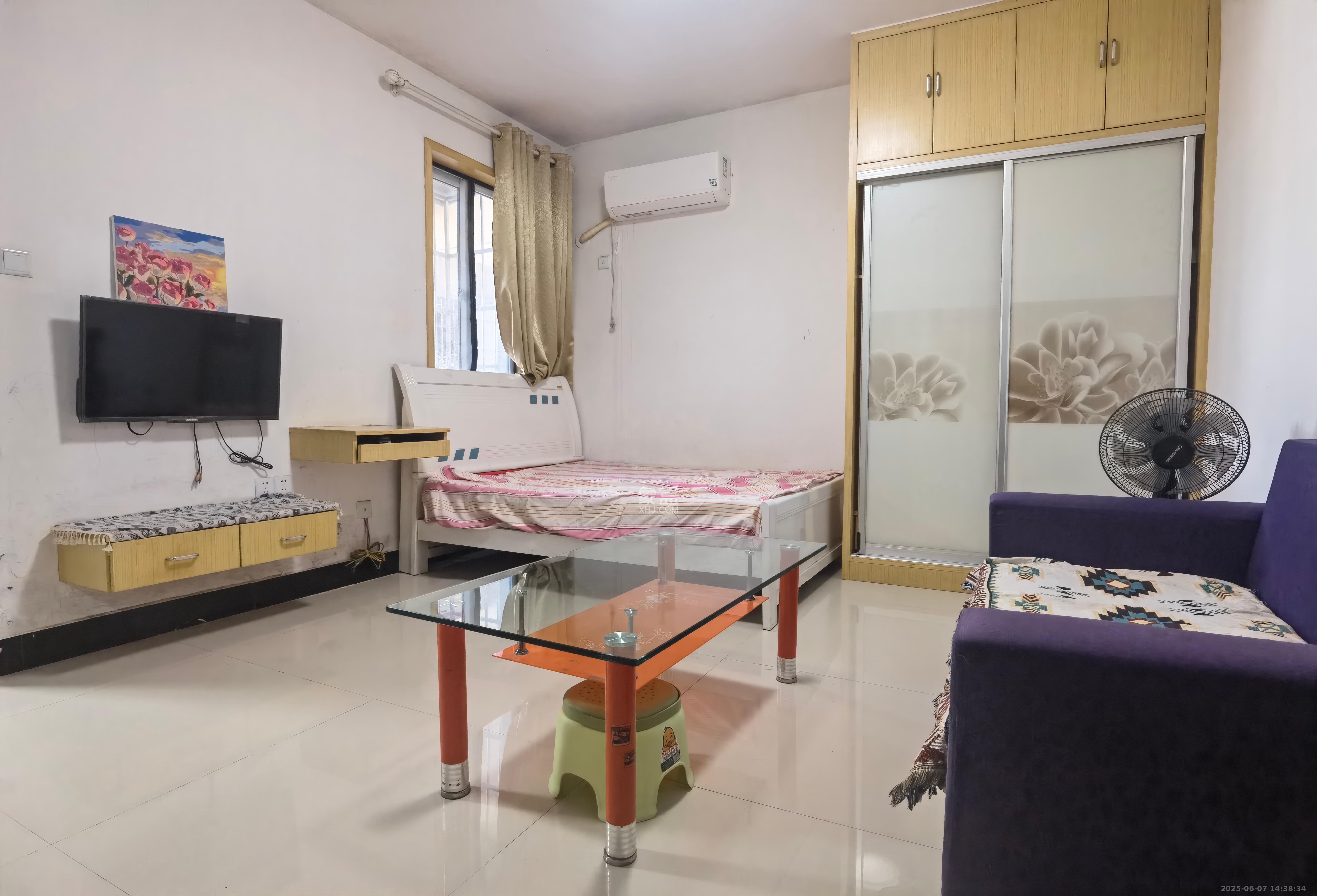 四方小区综合楼(四方嘉丽) 1室0厅1卫 1200.0元/月 四方小区综合楼(四方嘉丽) 1室0厅1卫 1200.0元/月室内图