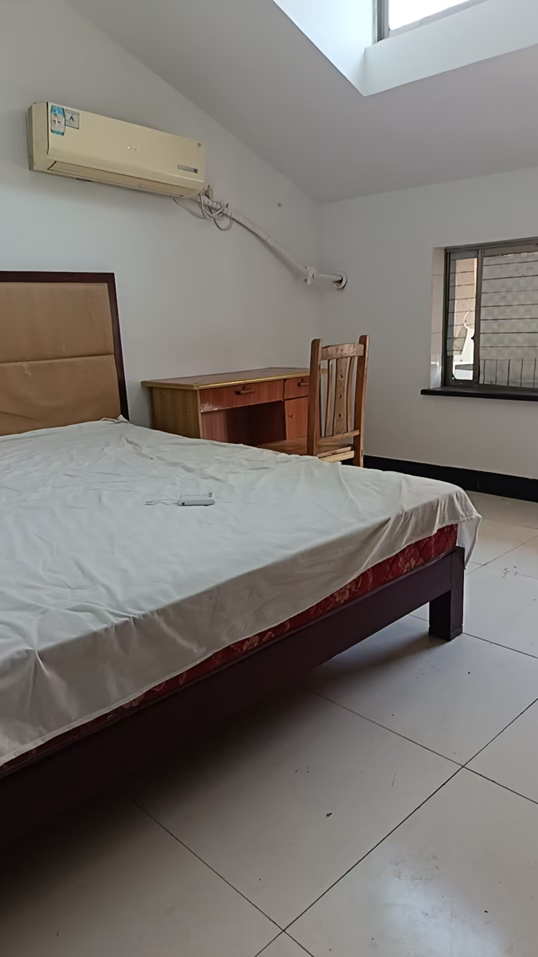 高桥火焰市场 1室0厅0卫 1000.0元/月 高桥火焰市场 1室0厅0卫 1000.0元/月户型图