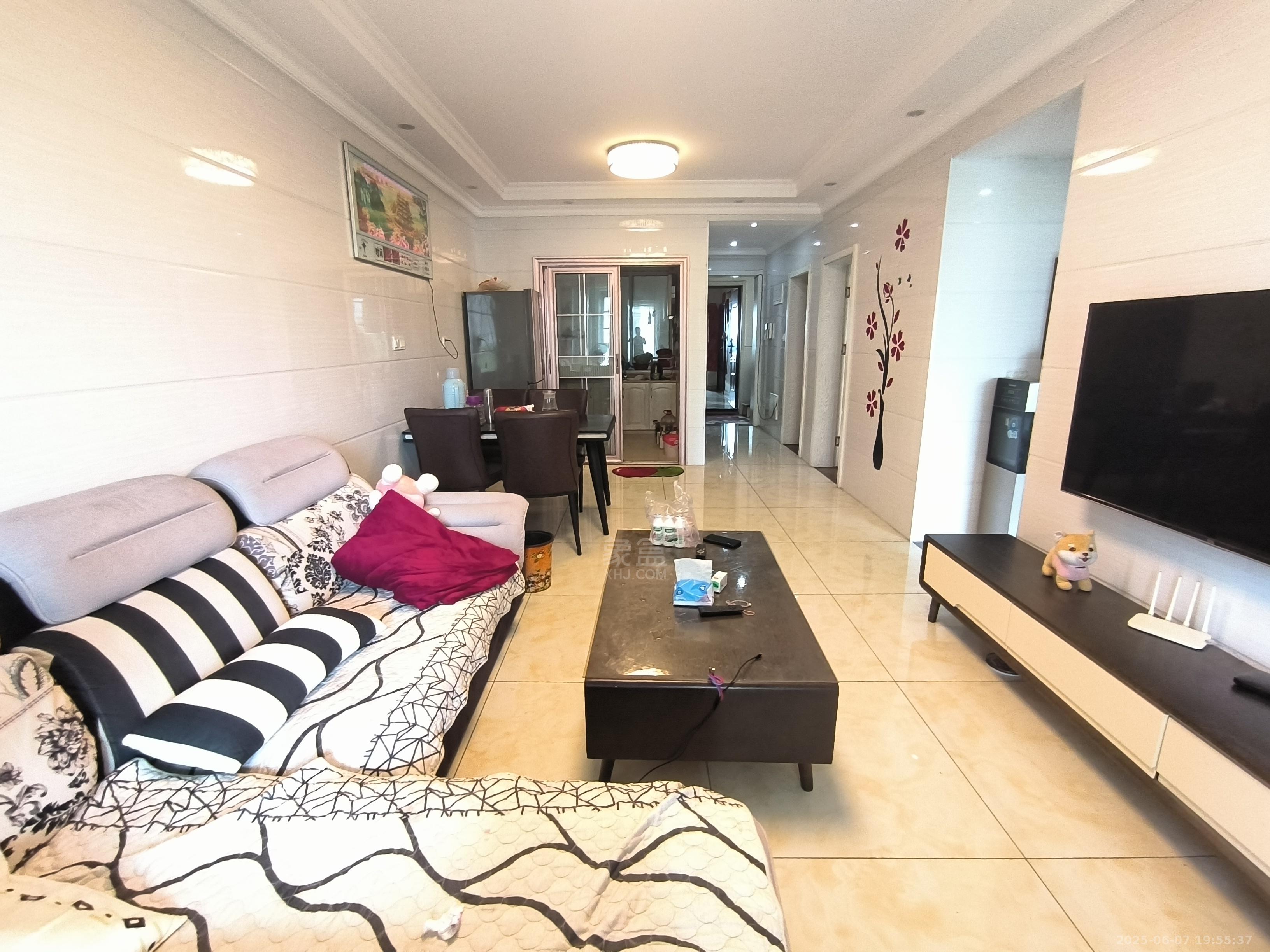 佳兆业金域天下三期 3室2厅1卫 2000.0元/月 佳兆业金域天下三期 3室2厅1卫 2000.0元/月室内图