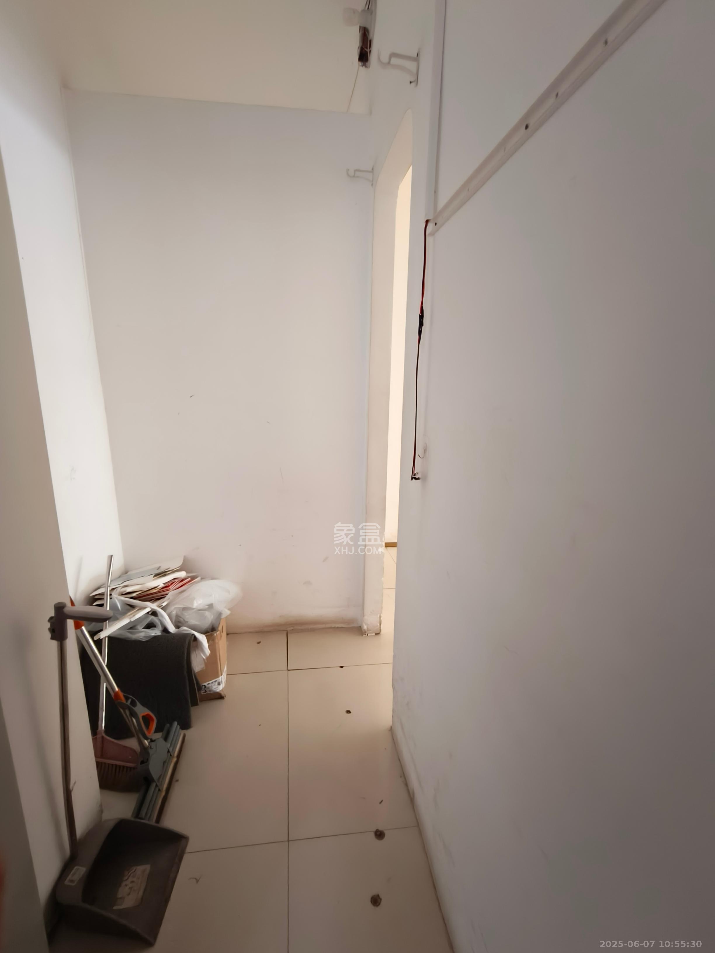 城西安置小区 1室0厅1卫 3200.0元/月 城西安置小区 1室0厅1卫 3200.0元/月室内图