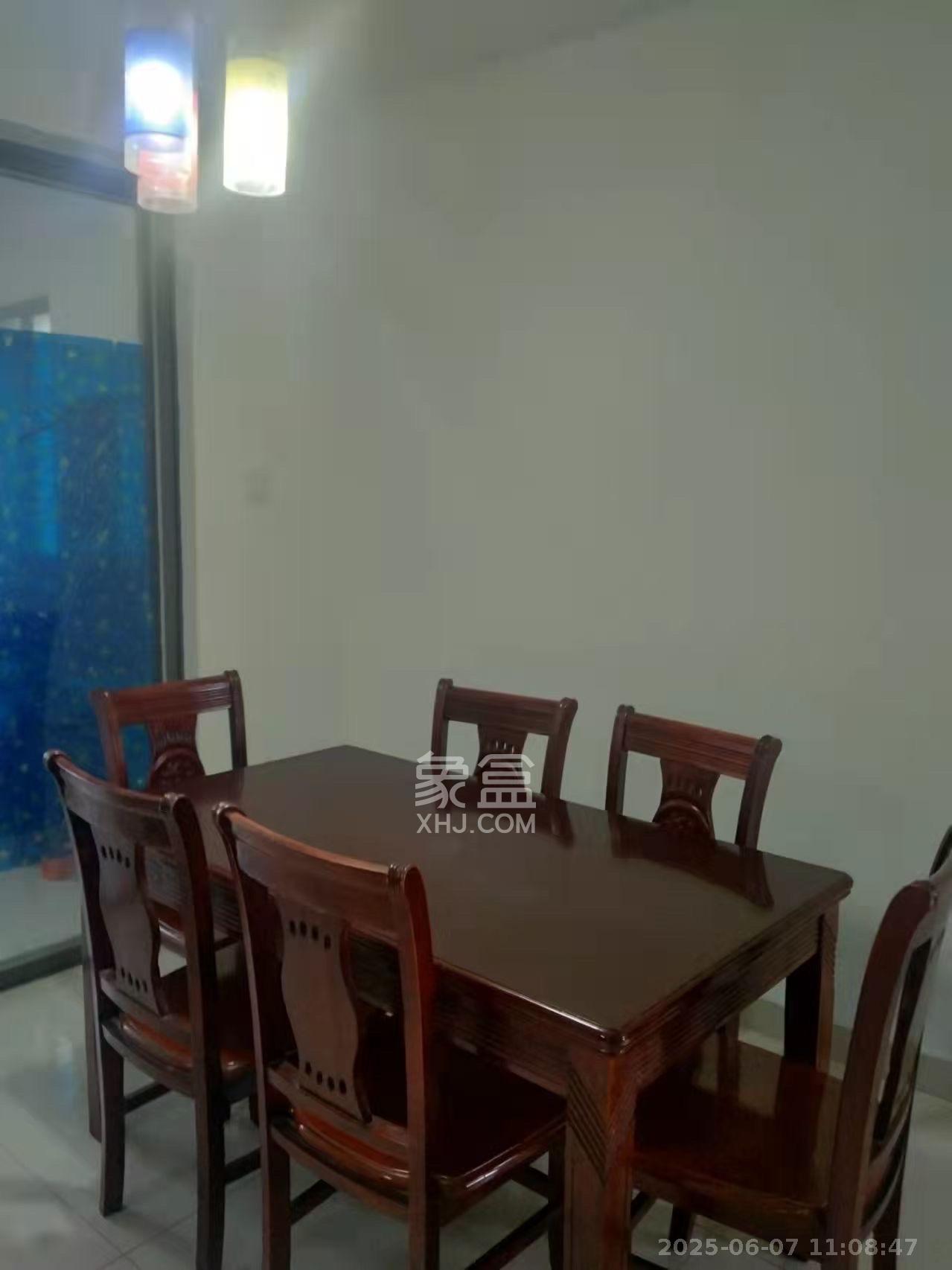 鑫远湘府华城 4室2厅1卫 3000.0元/月 鑫远湘府华城 4室2厅1卫 3000.0元/月室内图