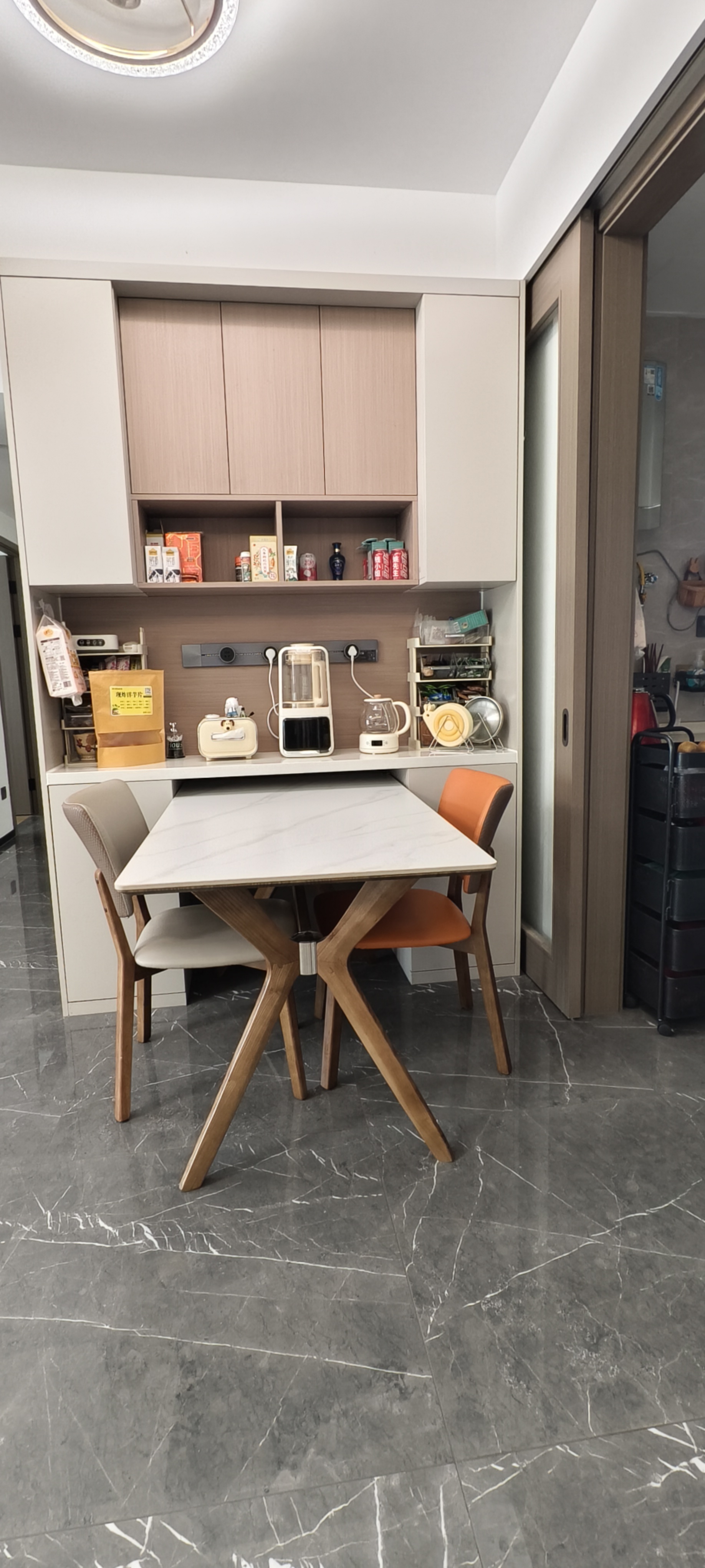 中海汇德里  1室0厅0卫    290.0万 中海汇德里  1室0厅0卫    290.0万客厅