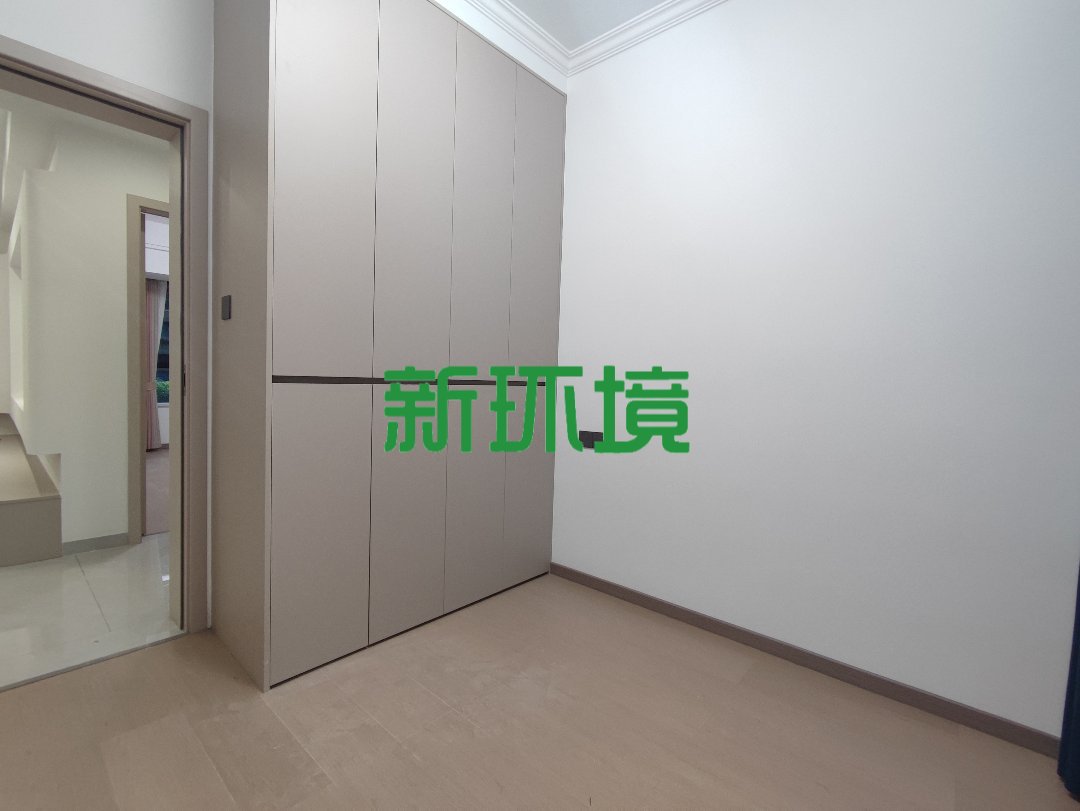 滨江名城  2室2厅1卫    41.8万客厅