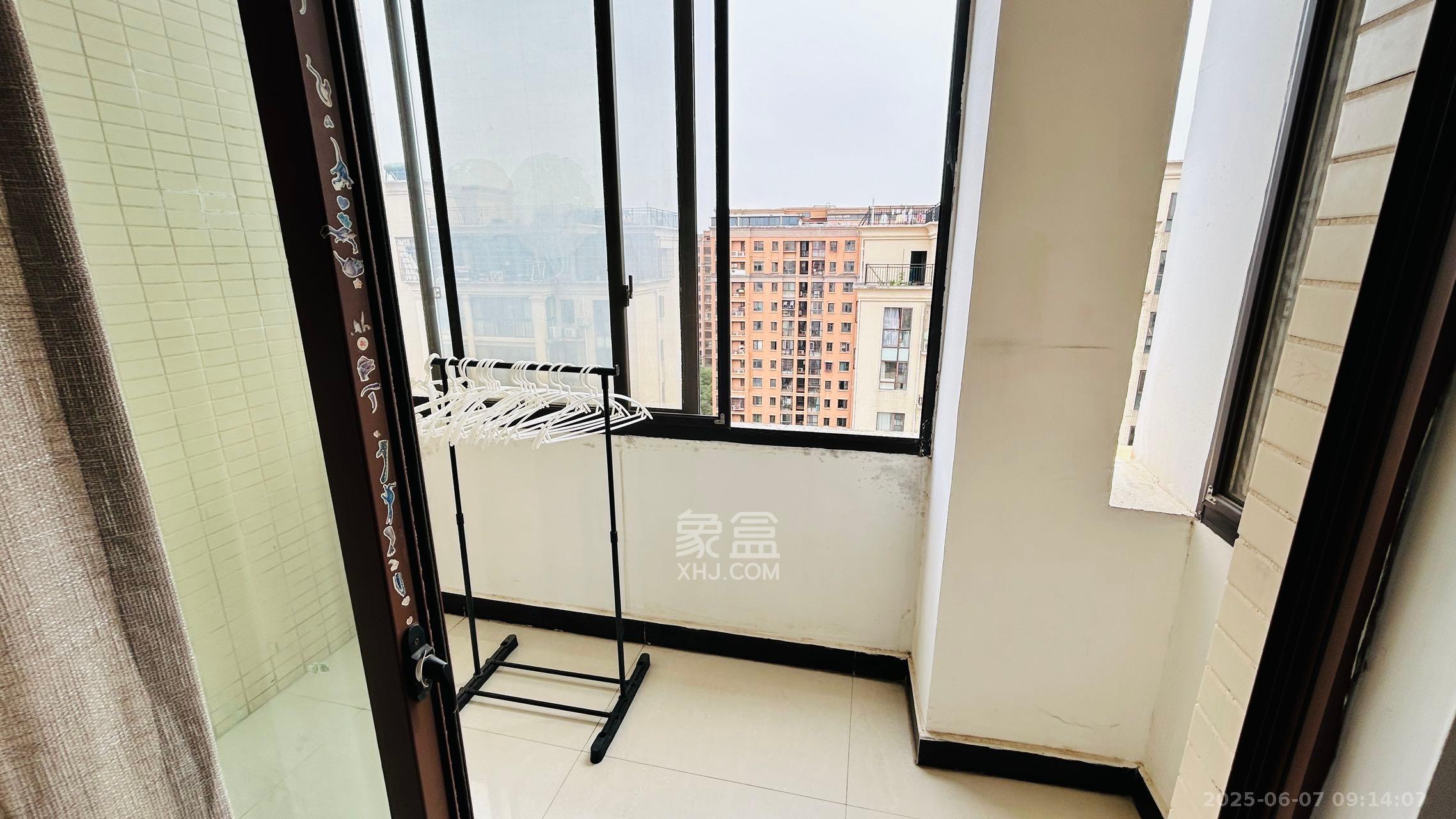 金房奥斯卡  2室1厅1卫   1800.00元/月室内图