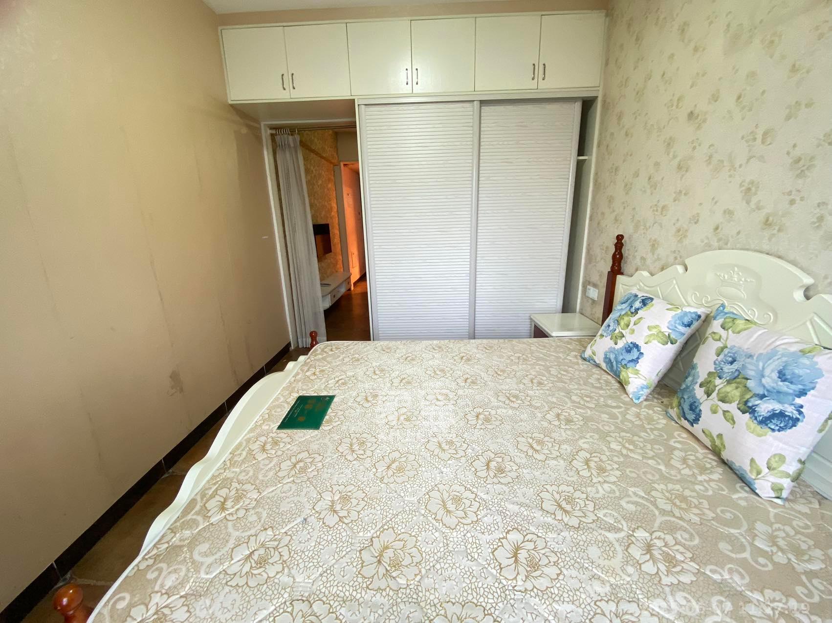 达美D6区  1室1厅1卫   1600.00元/月室内图