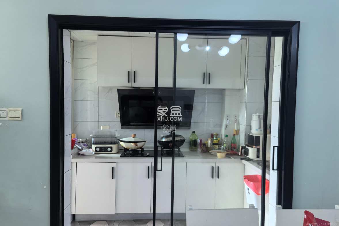 五矿万境水岸二期(五矿万境水岸和苑) 3室2厅1卫 2500.0元/月 五矿万境水岸二期(五矿万境水岸和苑) 3室2厅1卫 2500.0元/月室内图