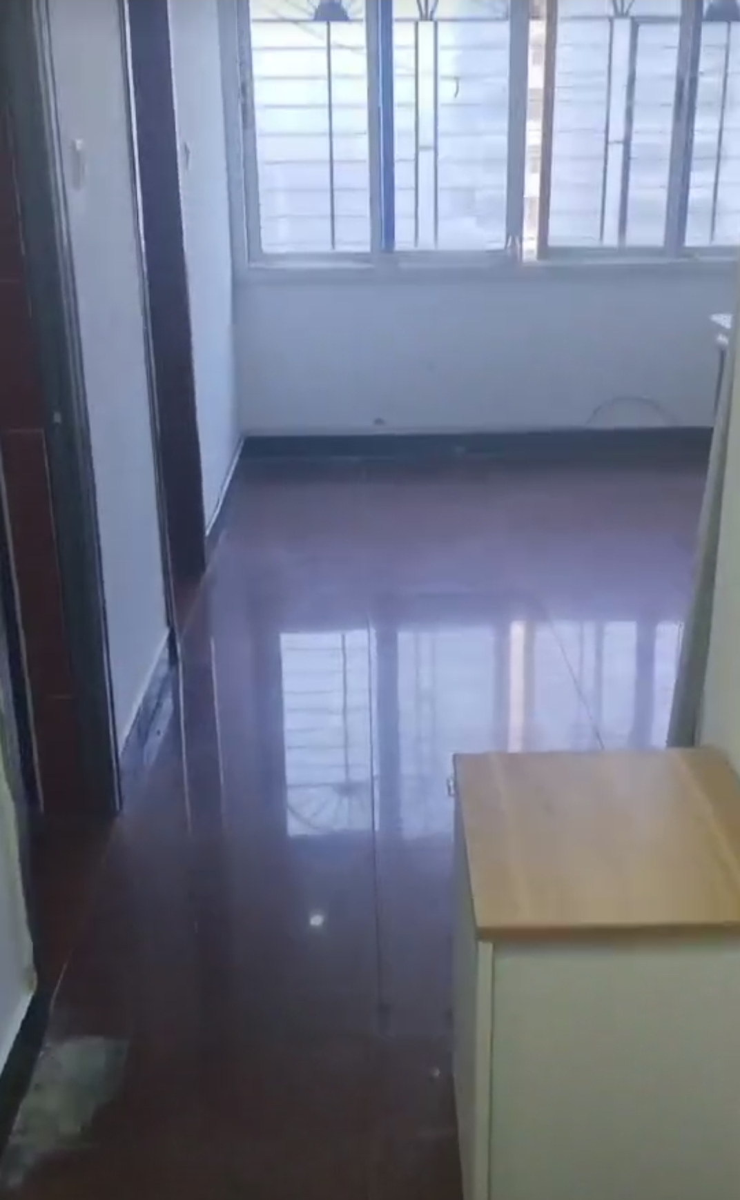 港苑小区 1室1厅1卫 1300.0元/月 港苑小区 1室1厅1卫 1300.0元/月室内图