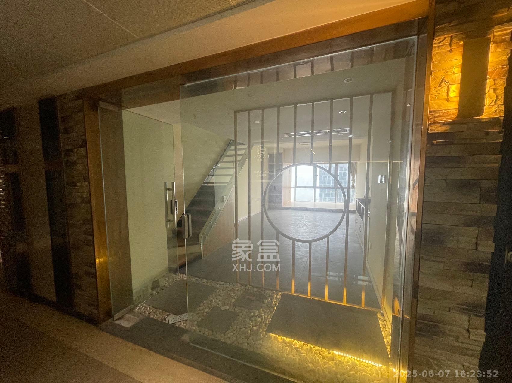 保利国际广场 1室1厅1卫 4000.0元/月 保利国际广场 1室1厅1卫 4000.0元/月室内图