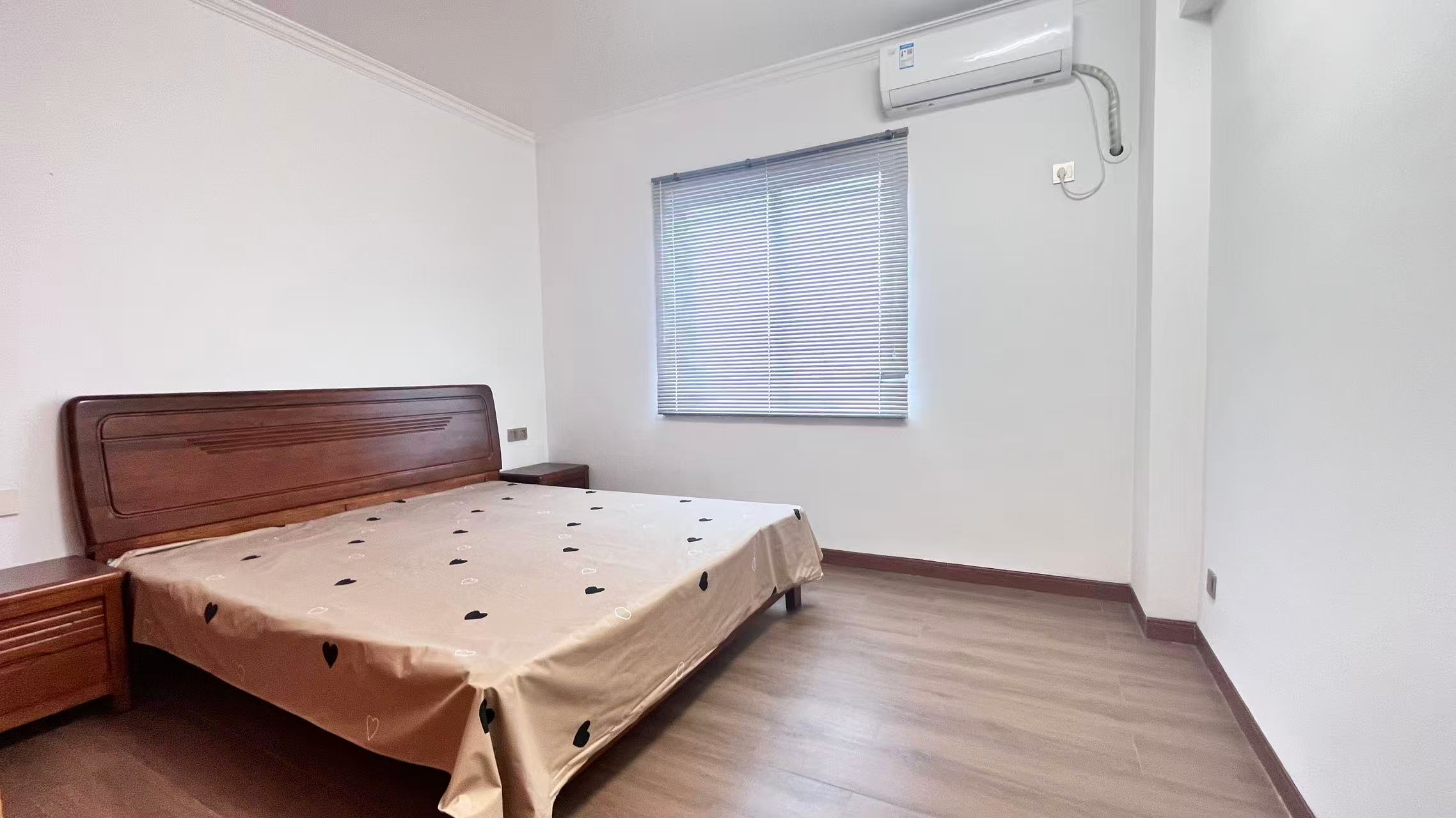 大学康城 4室2厅2卫 1700.0元/月 大学康城 4室2厅2卫 1700.0元/月室内图