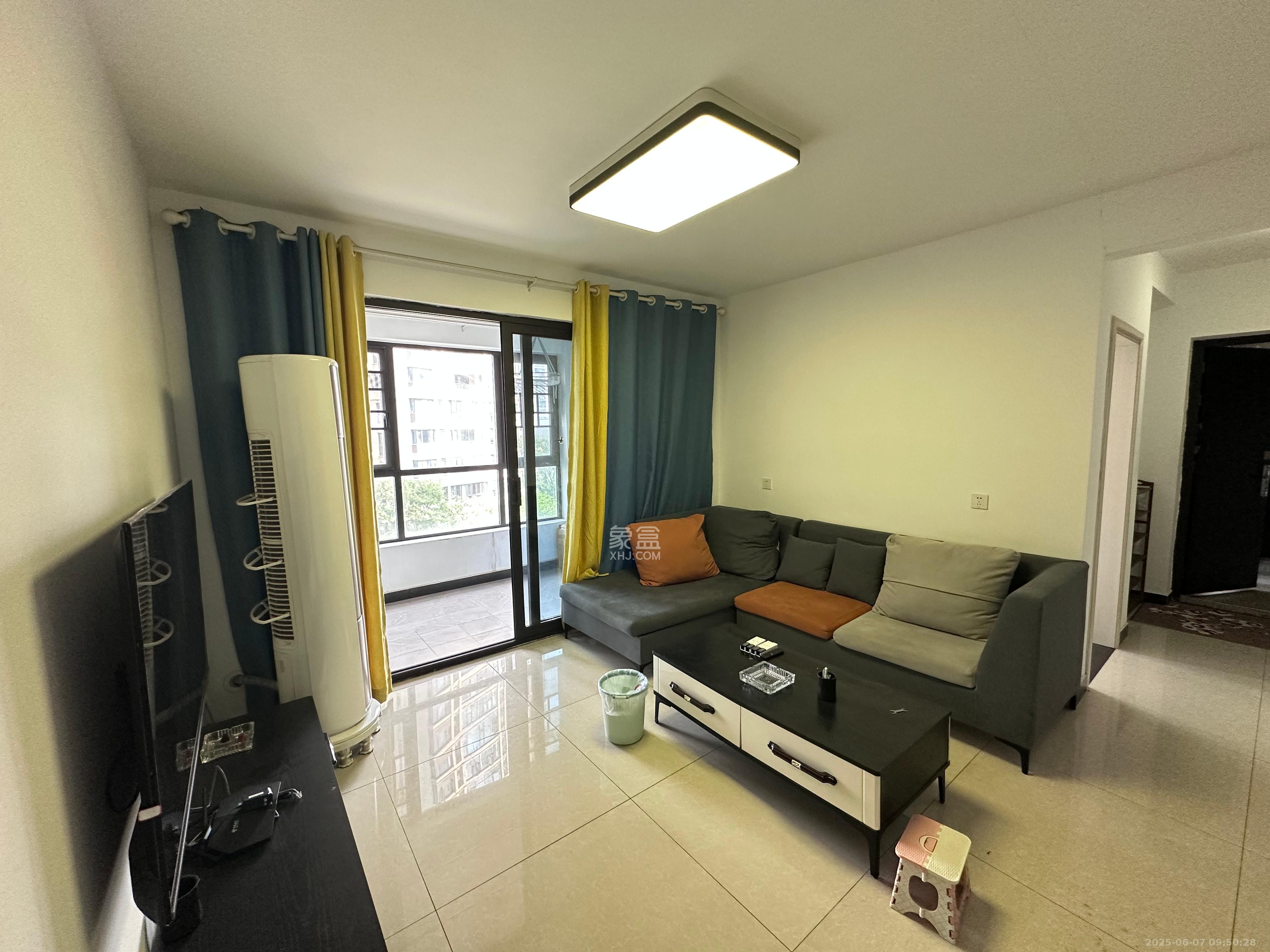 融创融公馆(融创臻苑) 4室2厅2卫 2100.0元/月 融创融公馆(融创臻苑) 4室2厅2卫 2100.0元/月室内图