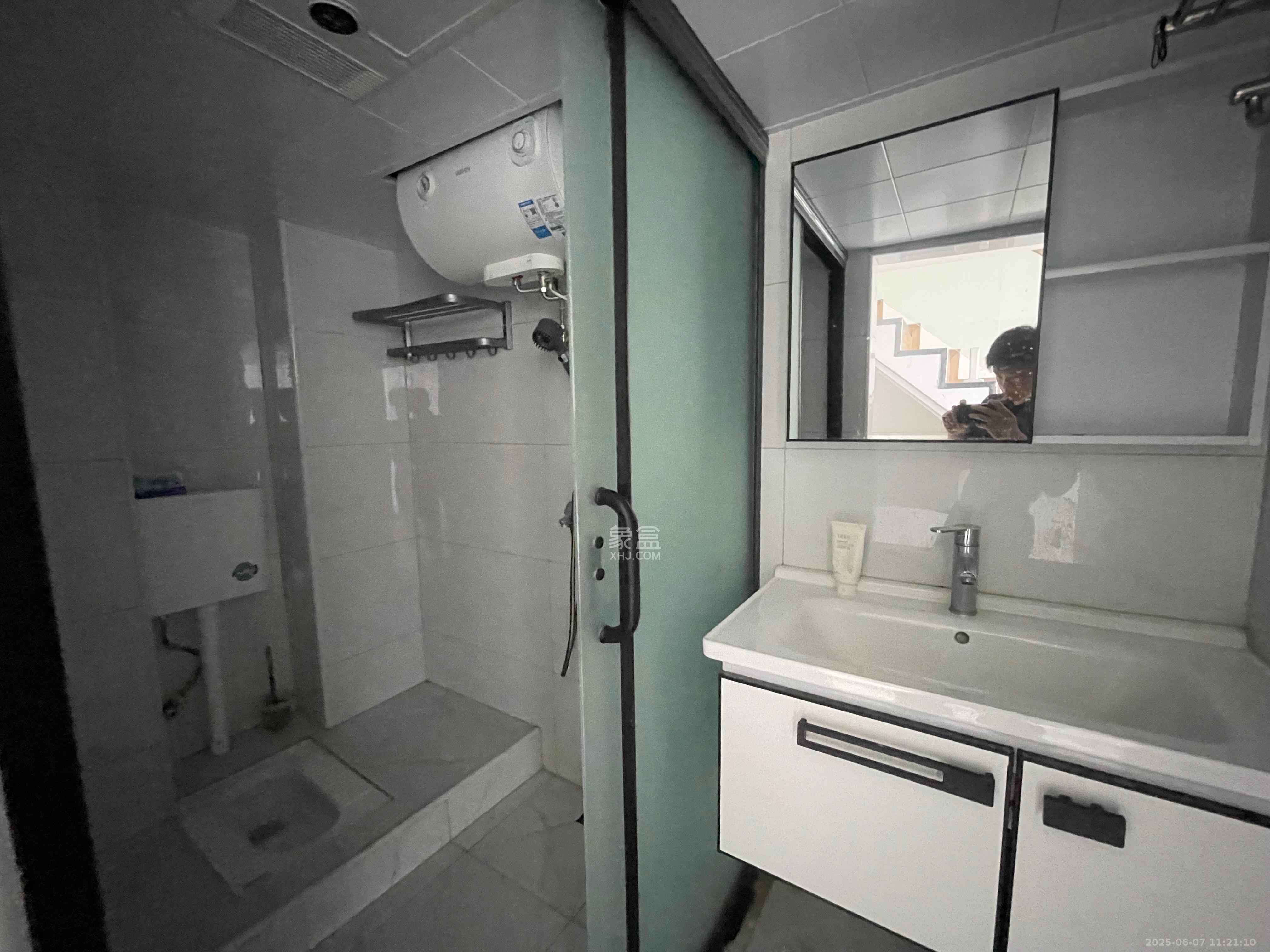 碧桂园翘楚棠 1室1厅1卫 1300.0元/月 碧桂园翘楚棠 1室1厅1卫 1300.0元/月室内图