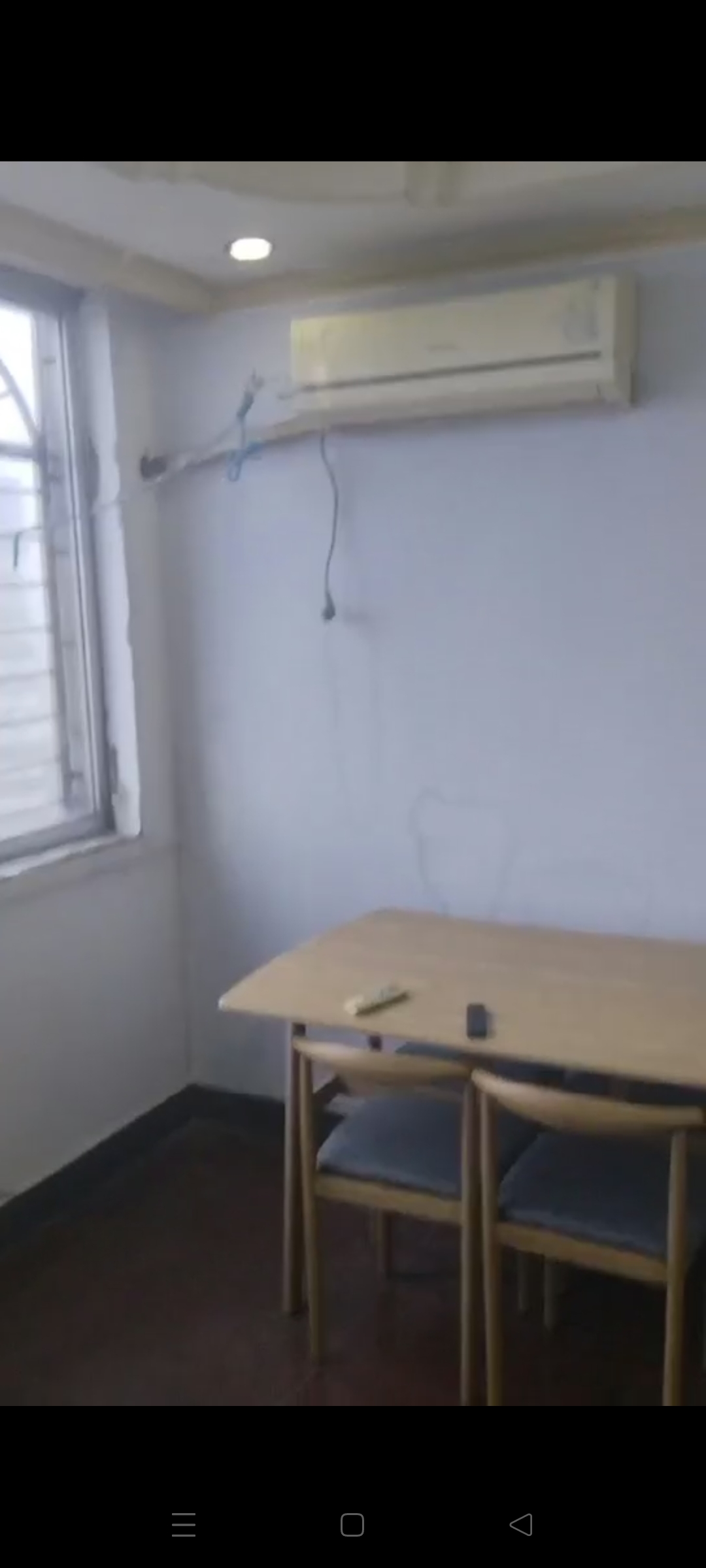 港苑小区 1室1厅1卫 1300.0元/月 港苑小区 1室1厅1卫 1300.0元/月室内图