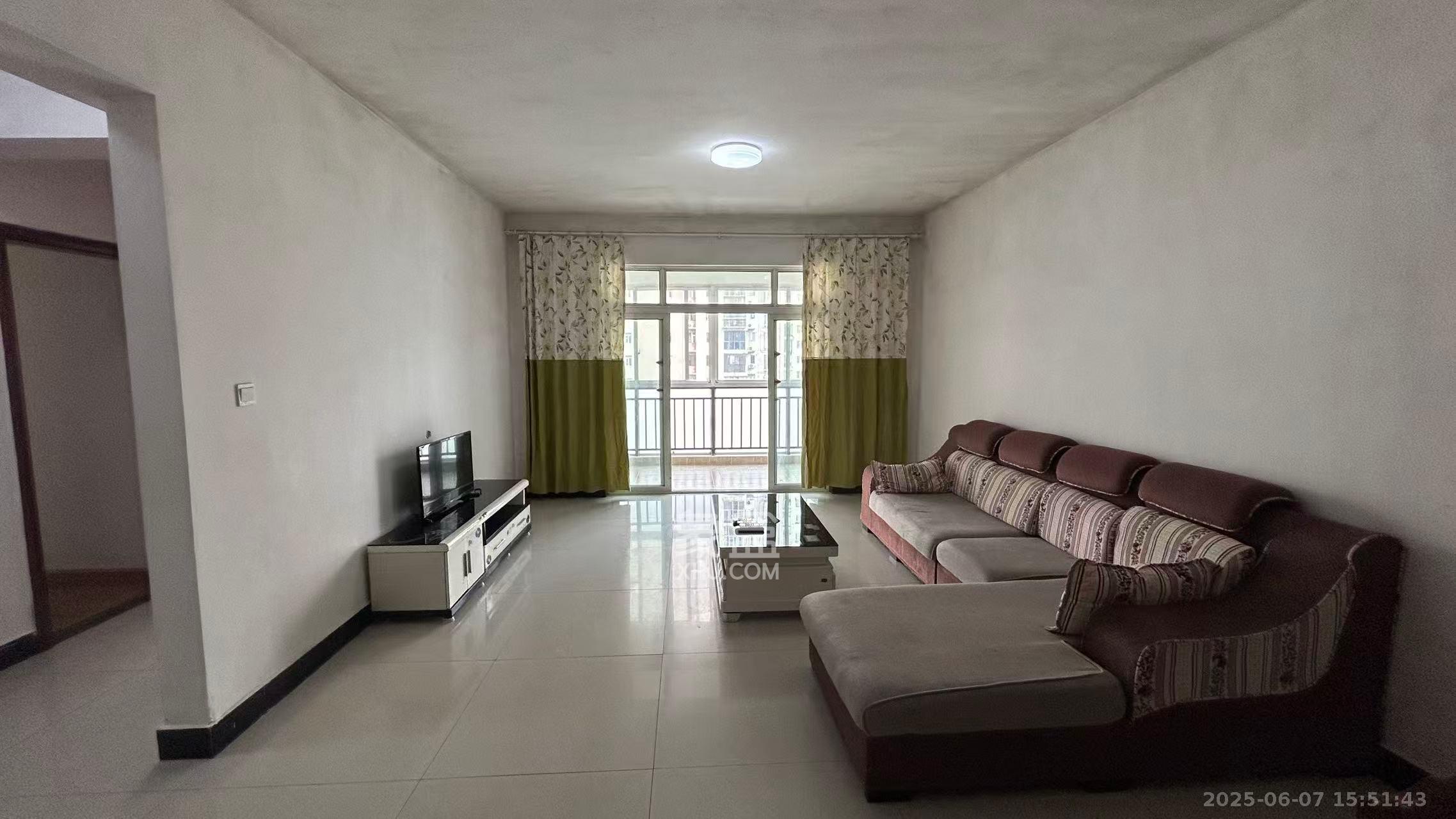 中房F联邦  3室2厅1卫    2200.0元/月 中房F联邦  3室2厅1卫    2200.0元/月室内图