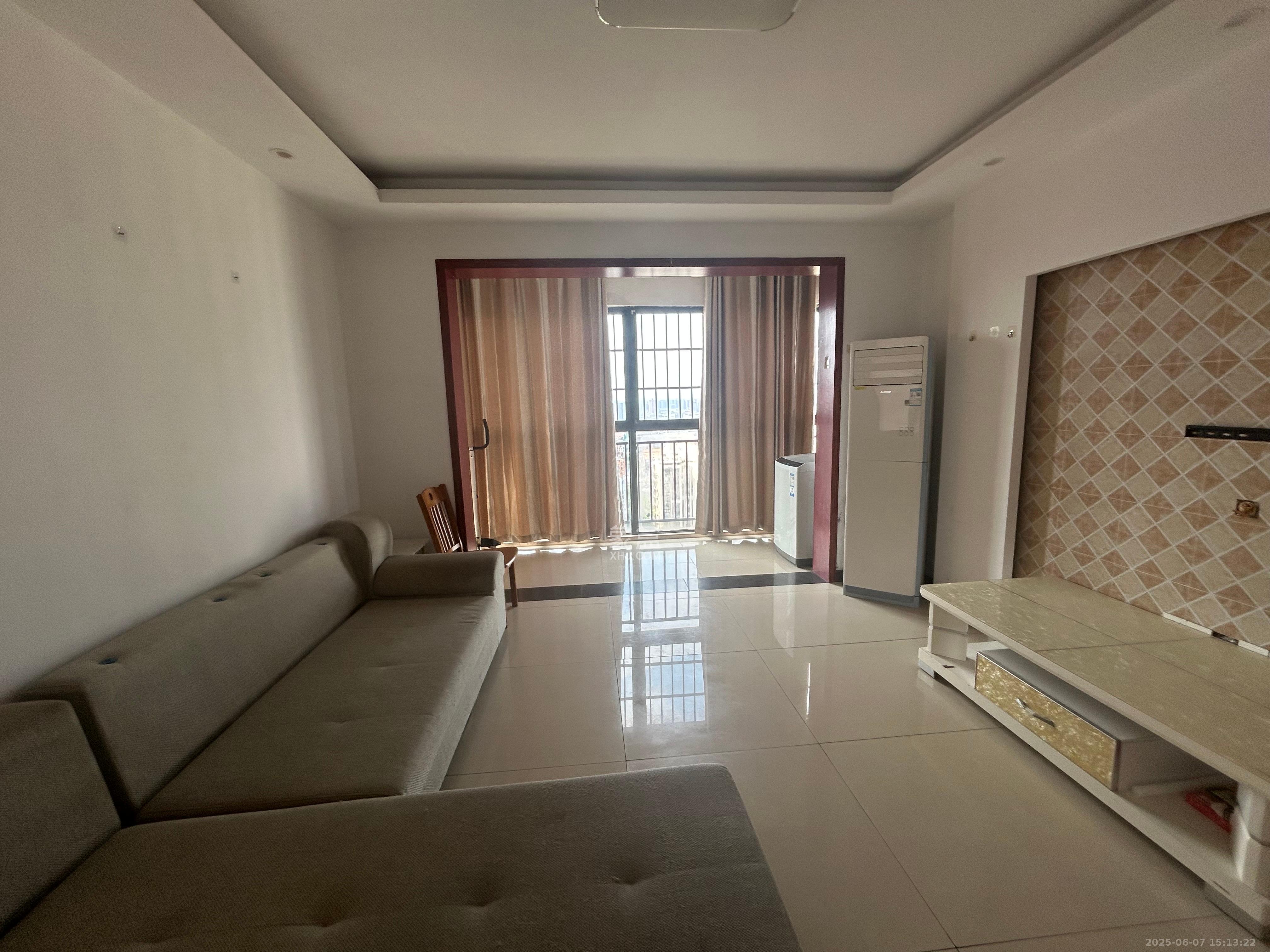 芒果天地(芒果雅苑) 2室1厅1卫 2300.0元/月 芒果天地(芒果雅苑) 2室1厅1卫 2300.0元/月室内图