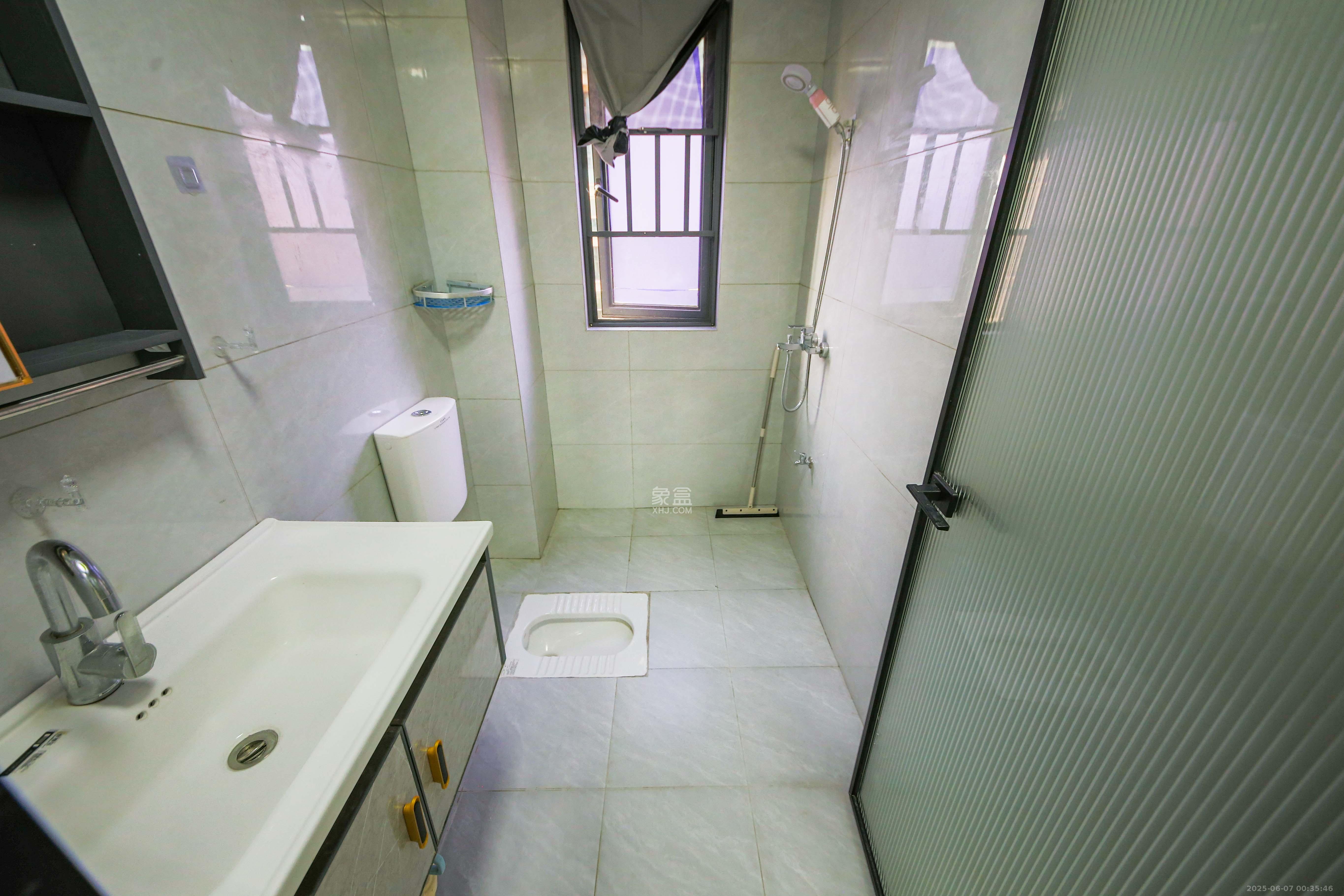 中建钰和城  3室2厅2卫   152.00万卫生间