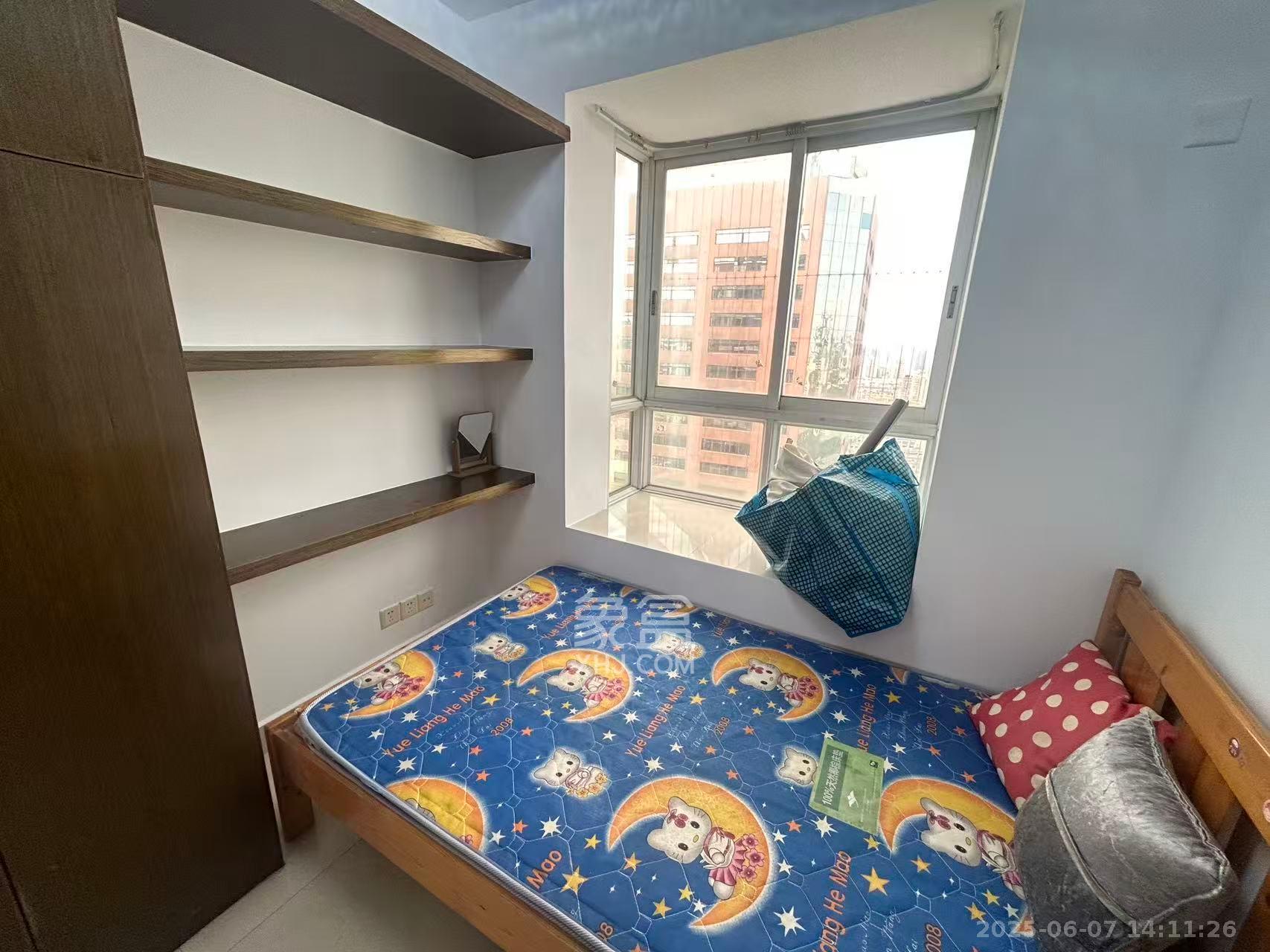 芙蓉公馆  2室1厅1卫    2300.0元/月 芙蓉公馆  2室1厅1卫    2300.0元/月室内图