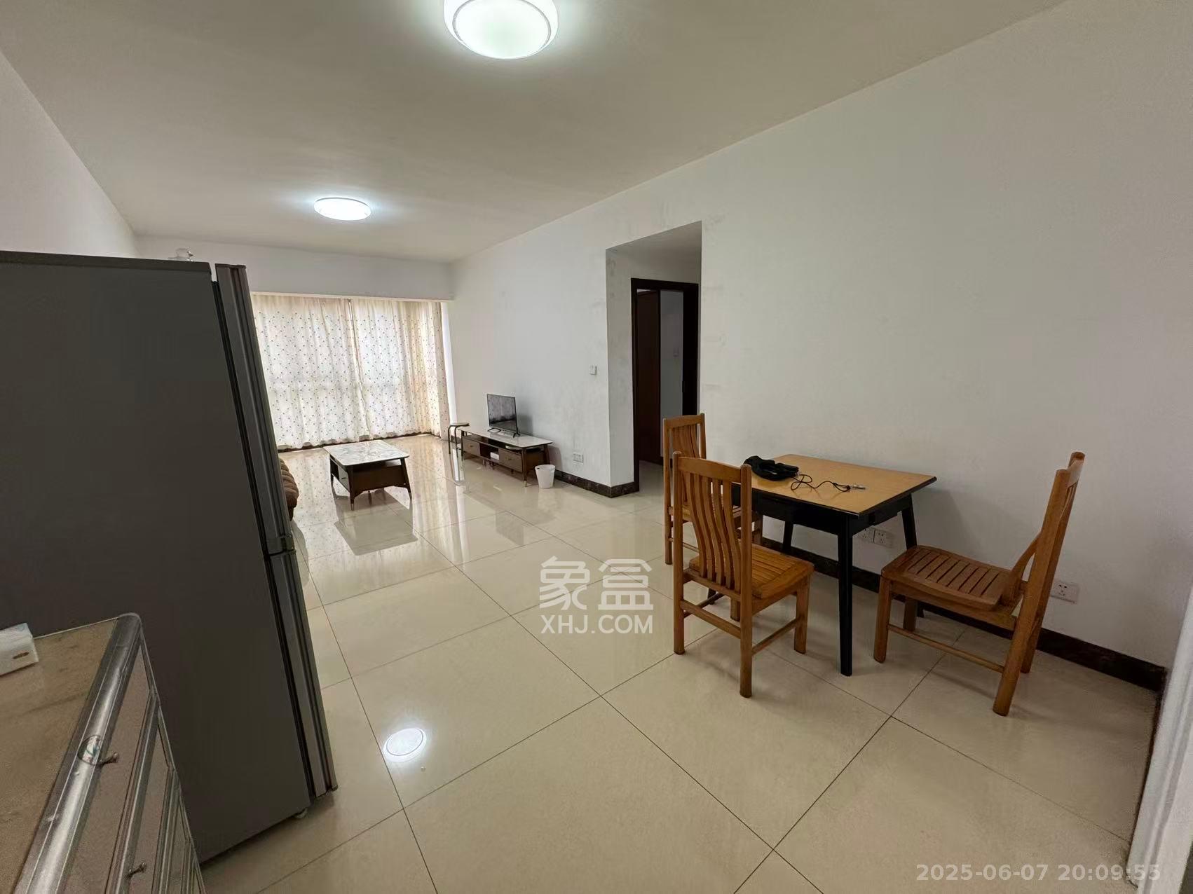 钰龙天下一期 2室2厅1卫 1800.0元/月 钰龙天下一期 2室2厅1卫 1800.0元/月室内图