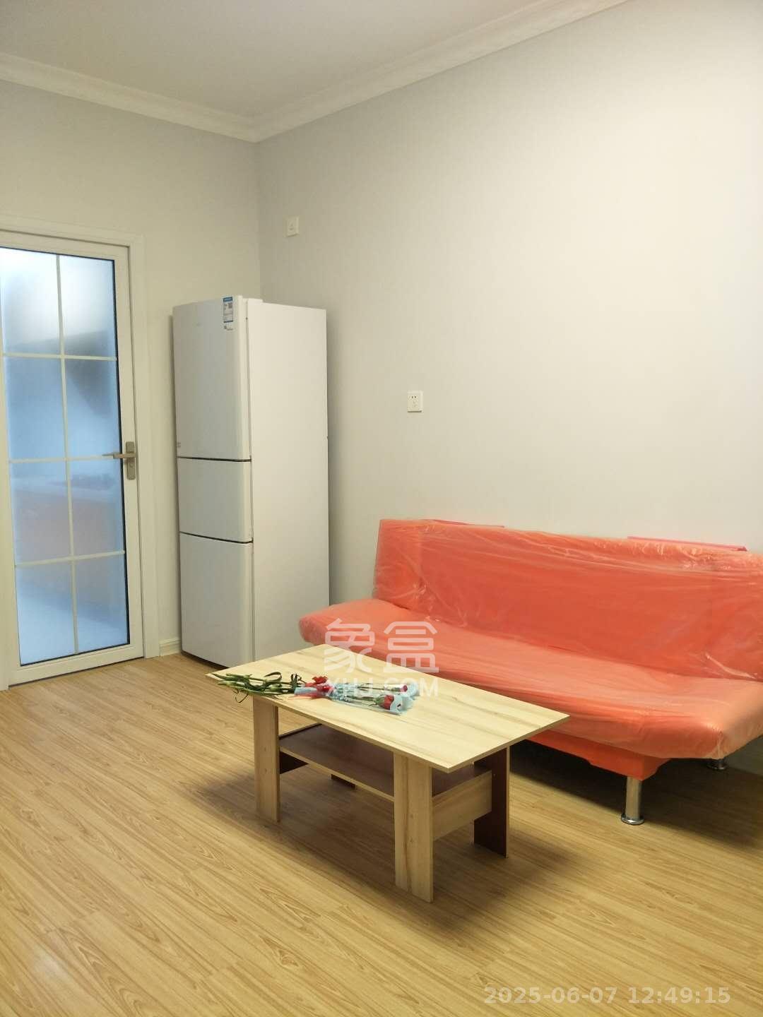 恒基凯旋门三期  2室1厅1卫   1800.00元/月室内图1