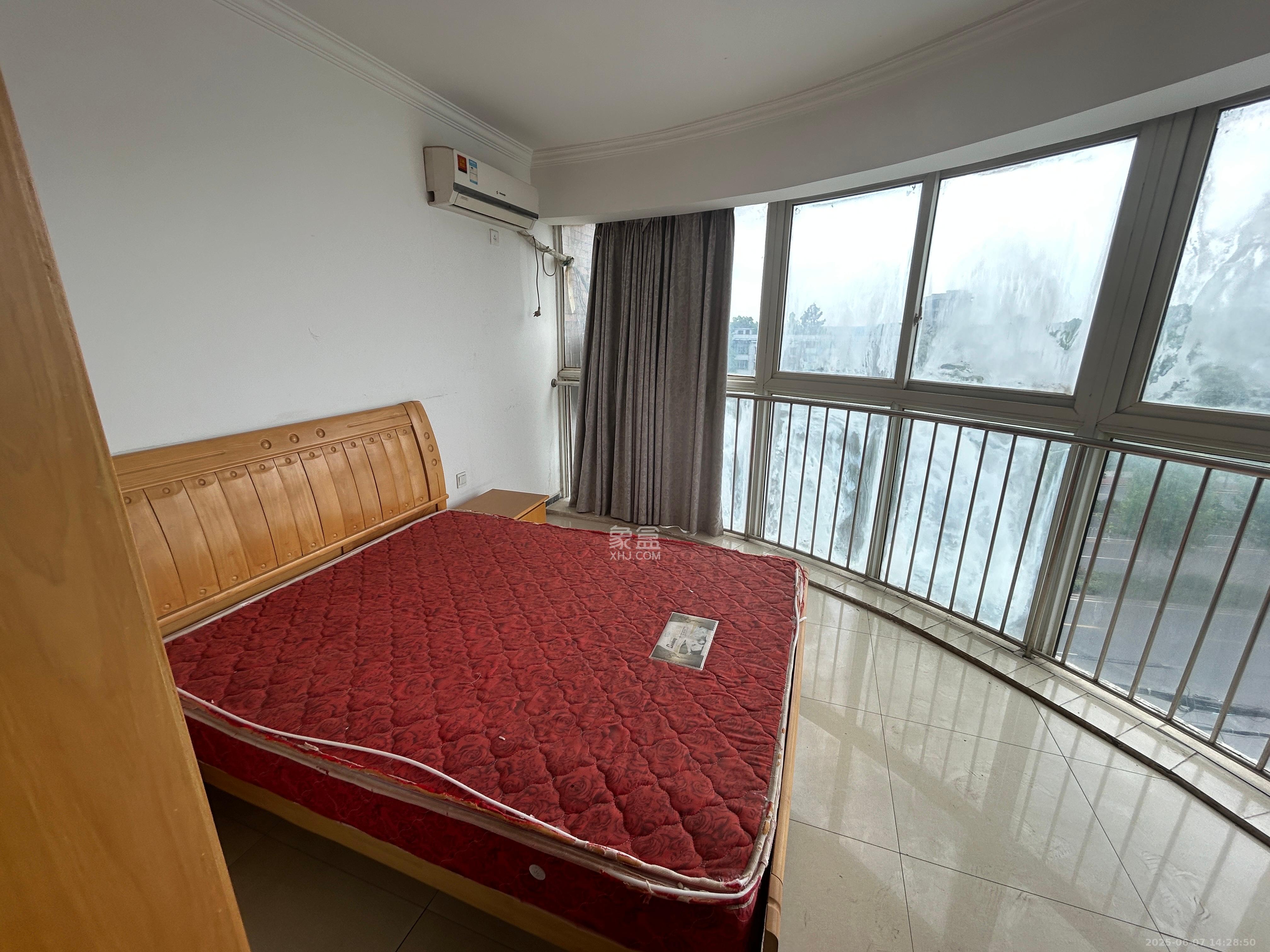 三城花苑(一,二,三期) 2室2厅1卫 1000.0元/月 三城花苑(一,二,三期) 2室2厅1卫 1000.0元/月室内图