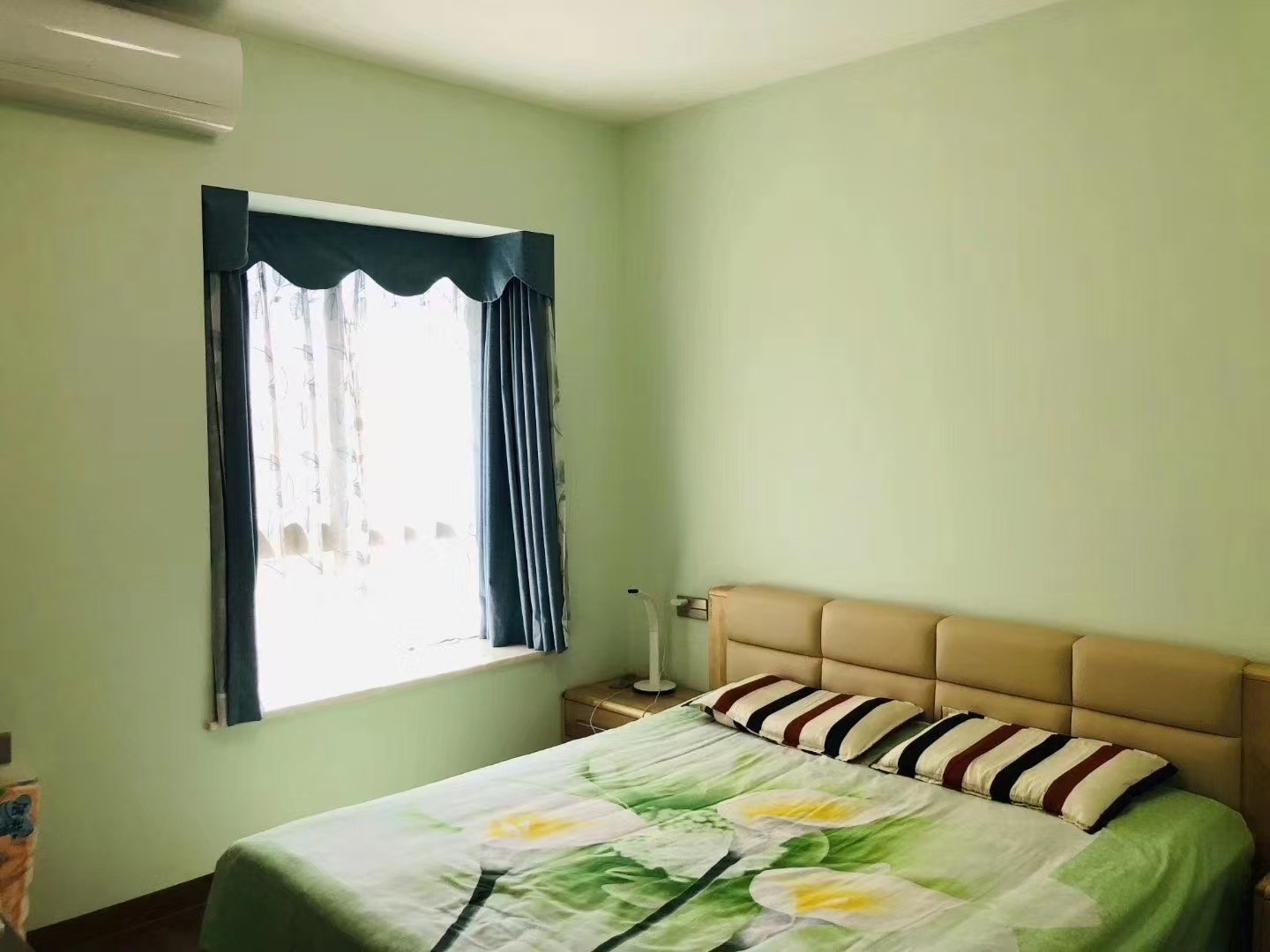 国和苑 3室2厅1卫 235.0万 国和苑 3室2厅1卫 235.0万客厅