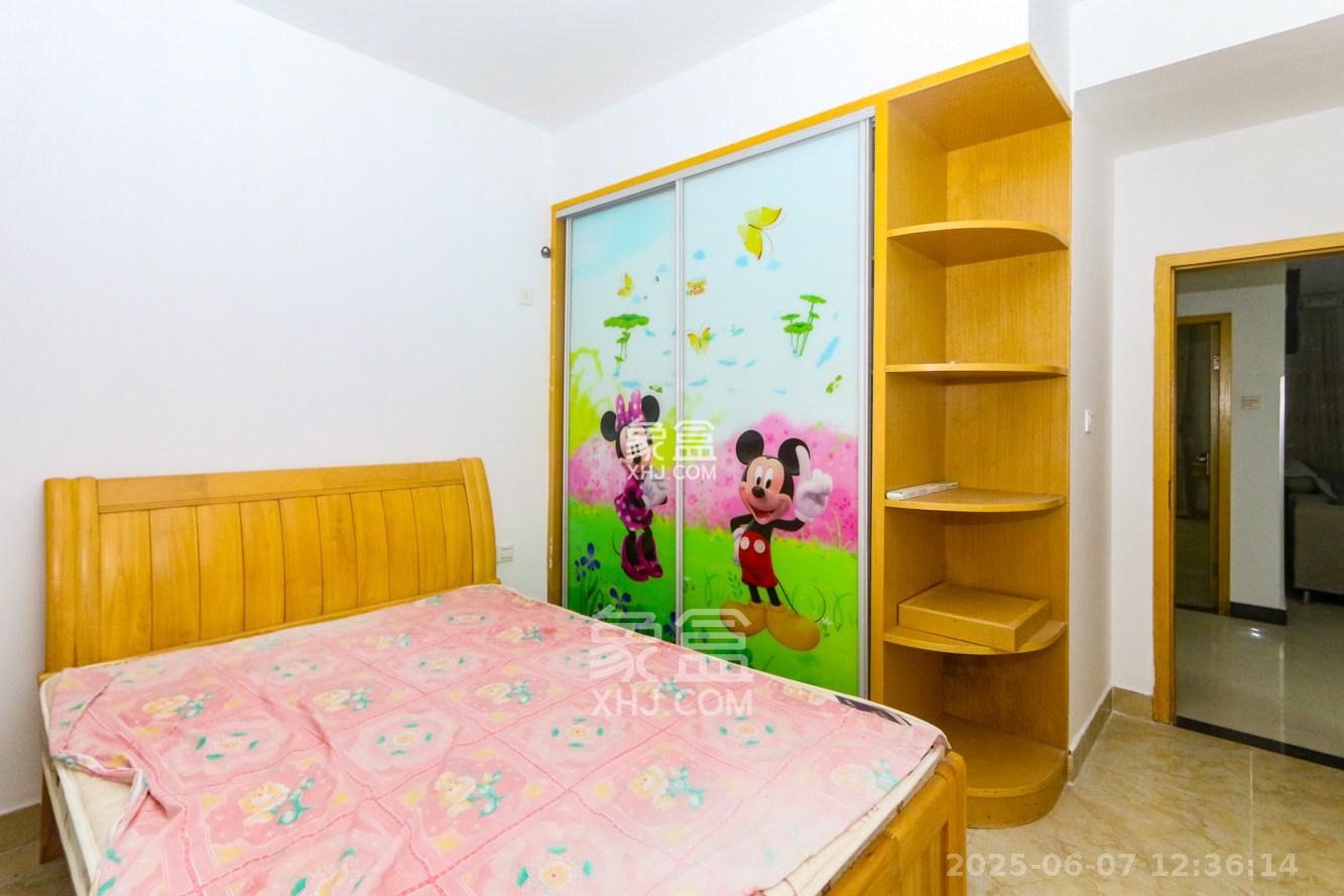 含浦家苑  3室2厅2卫   1800.00元/月室内图