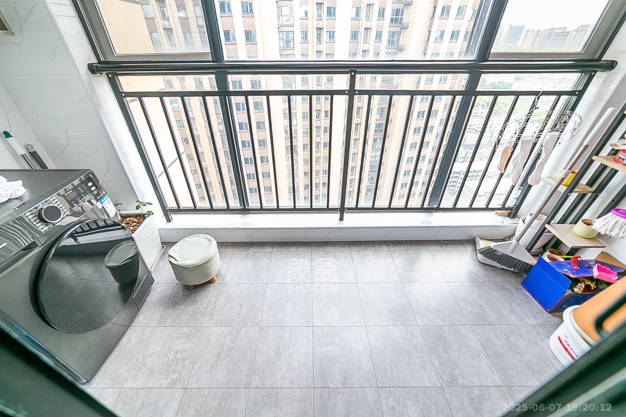 荣盛花语书苑  3室2厅1卫    95.0万 荣盛花语书苑  3室2厅1卫    95.0万其他