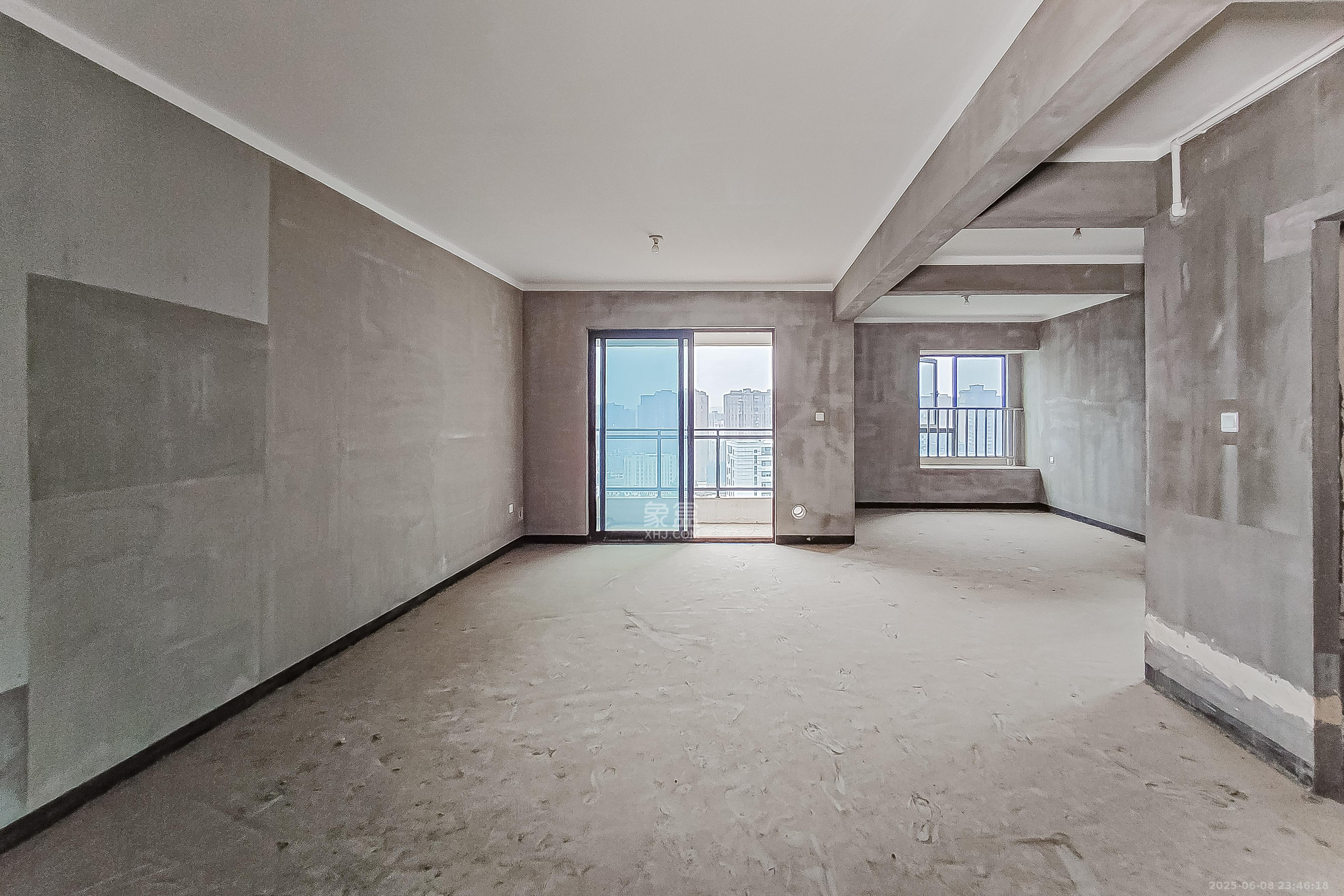 建发中央公园（建发美地）  3室2厅2卫   135.00万客厅