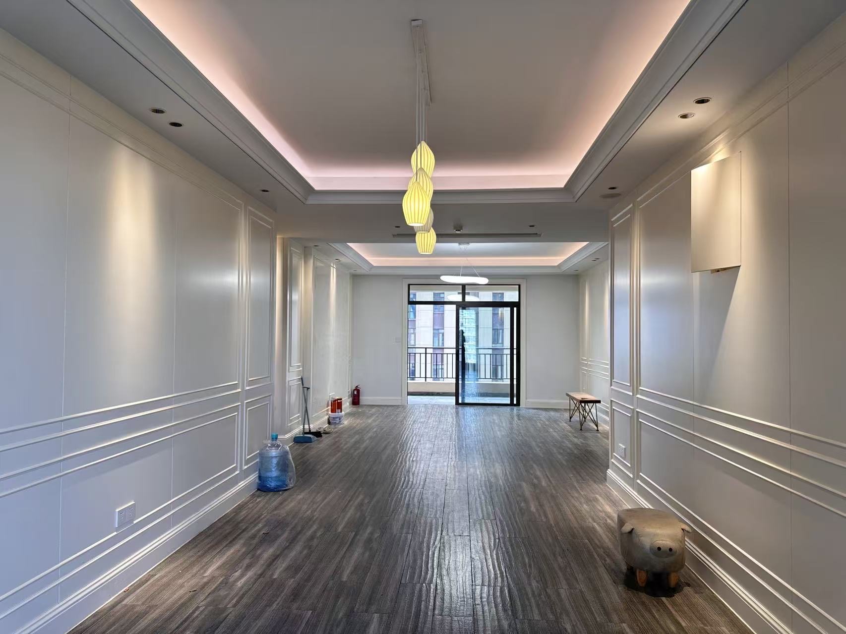 海航豪庭北苑 5室2厅3卫 8000.0元/月 海航豪庭北苑 5室2厅3卫 8000.0元/月室内图