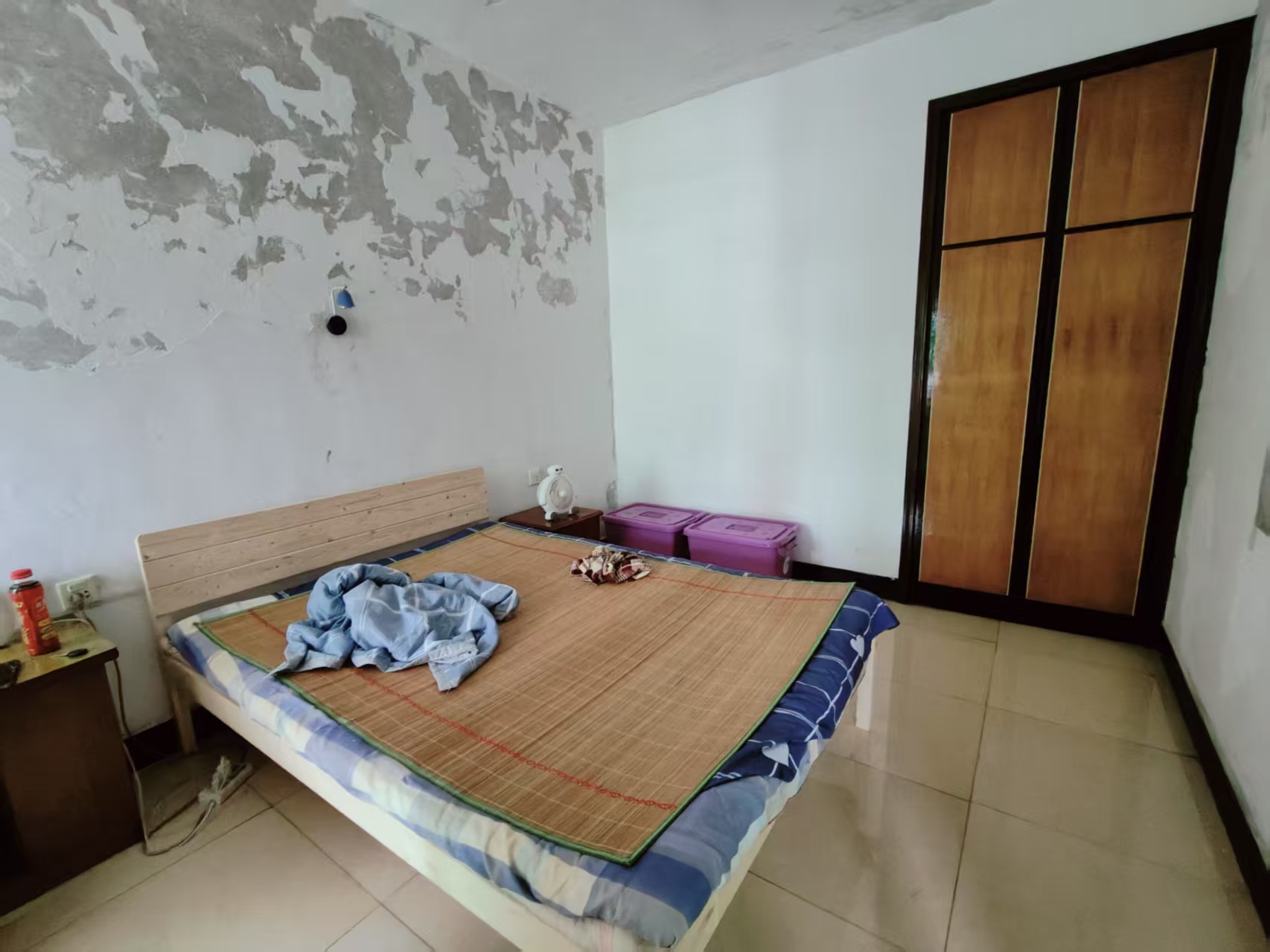 金山花园  2室2厅1卫    22.8万 金山花园  2室2厅1卫    22.8万室内图