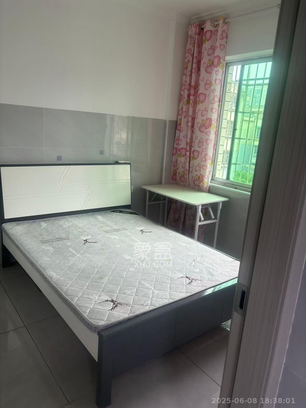 扬帆小区 1室1厅1卫 1250.0元/月 扬帆小区 1室1厅1卫 1250.0元/月室内图