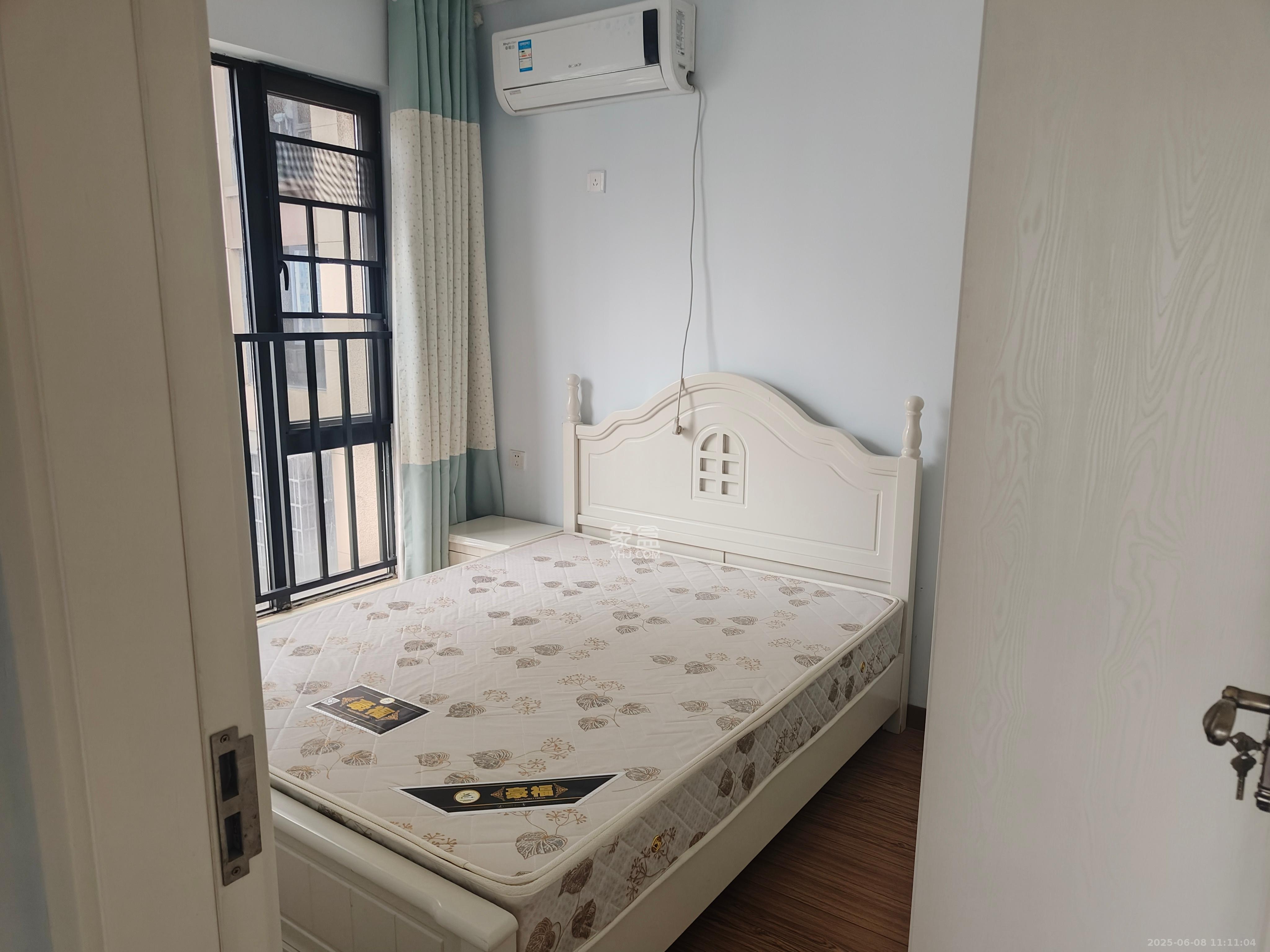 航天溪湖  2室1厅1卫   2300.00元/月室内图