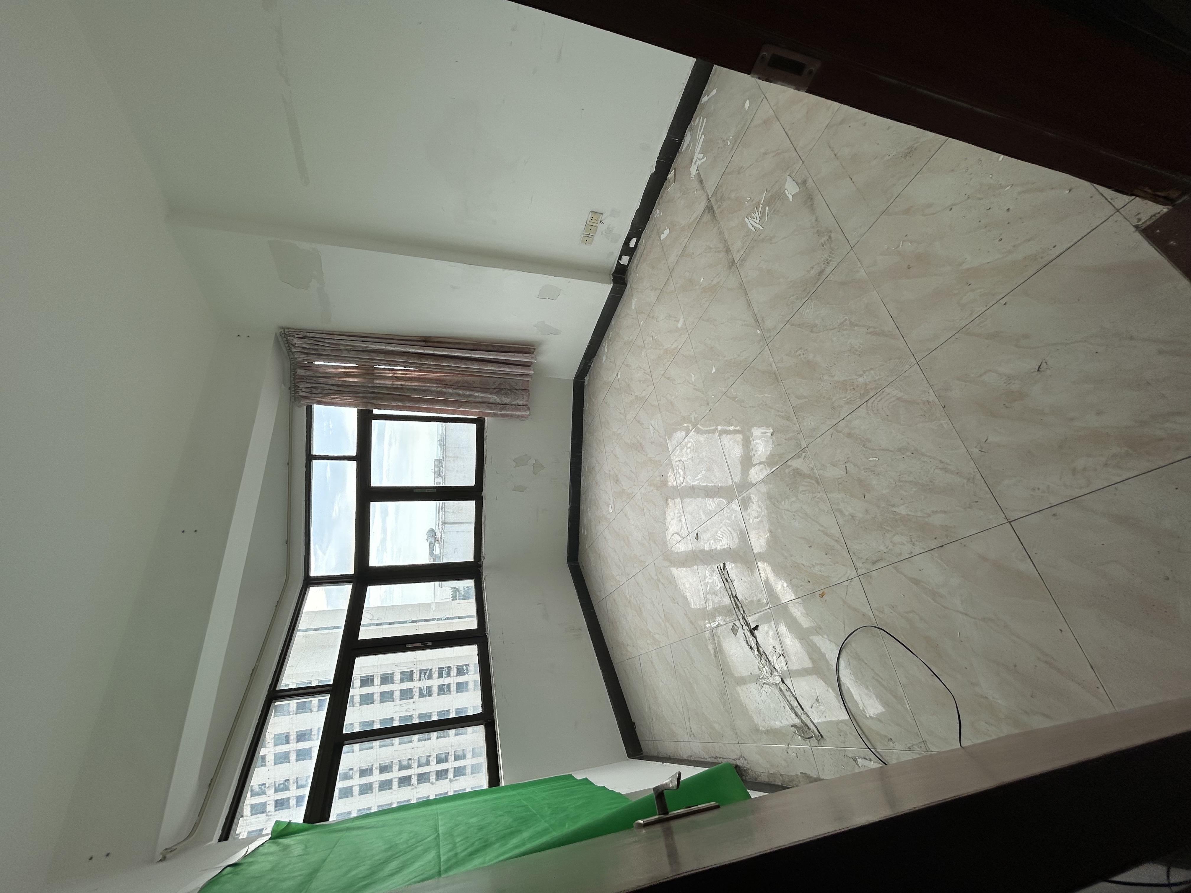 花园大厦 1室1厅2卫 5000.0元/月 花园大厦 1室1厅2卫 5000.0元/月室内图