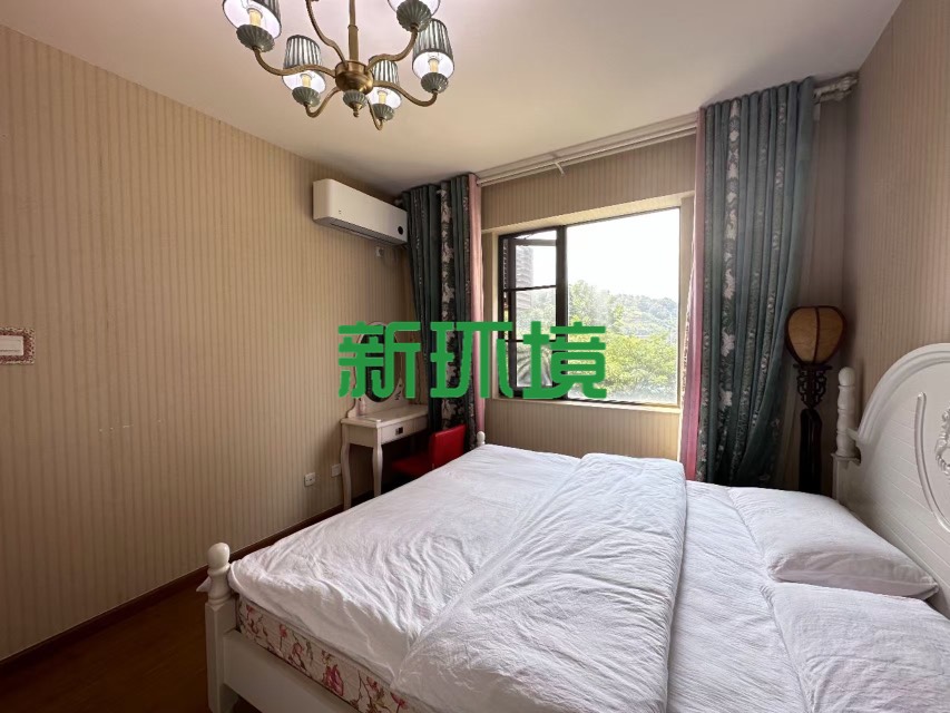 蓝色港湾  2室2厅1卫   39.80万客厅