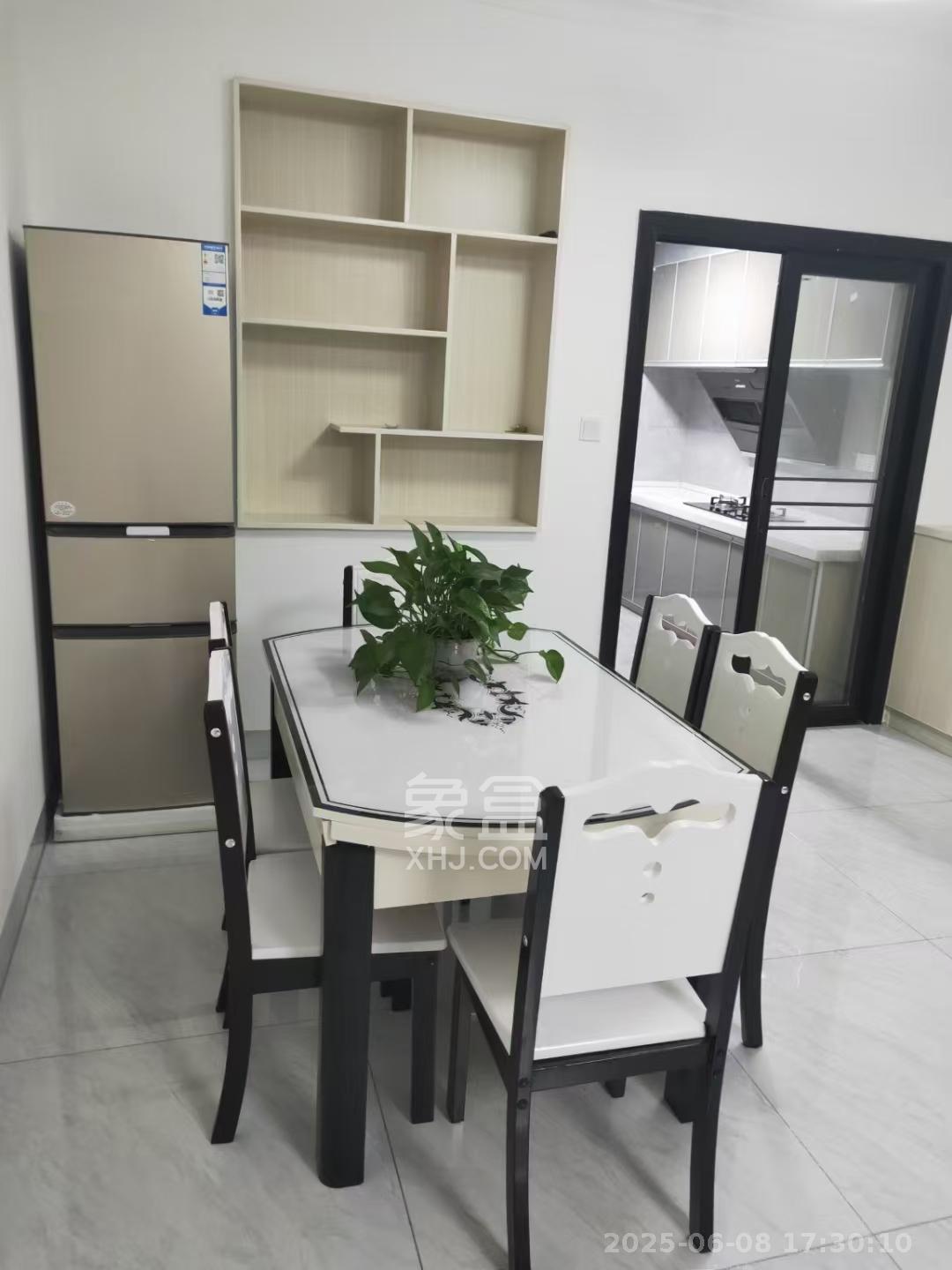 洋湖明园一期 2室1厅1卫 2400.0元/月 洋湖明园一期 2室1厅1卫 2400.0元/月室内图