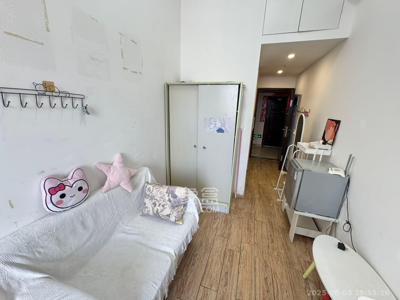 叠彩兰亭  1室1厅1卫   1300.00元/月室内图