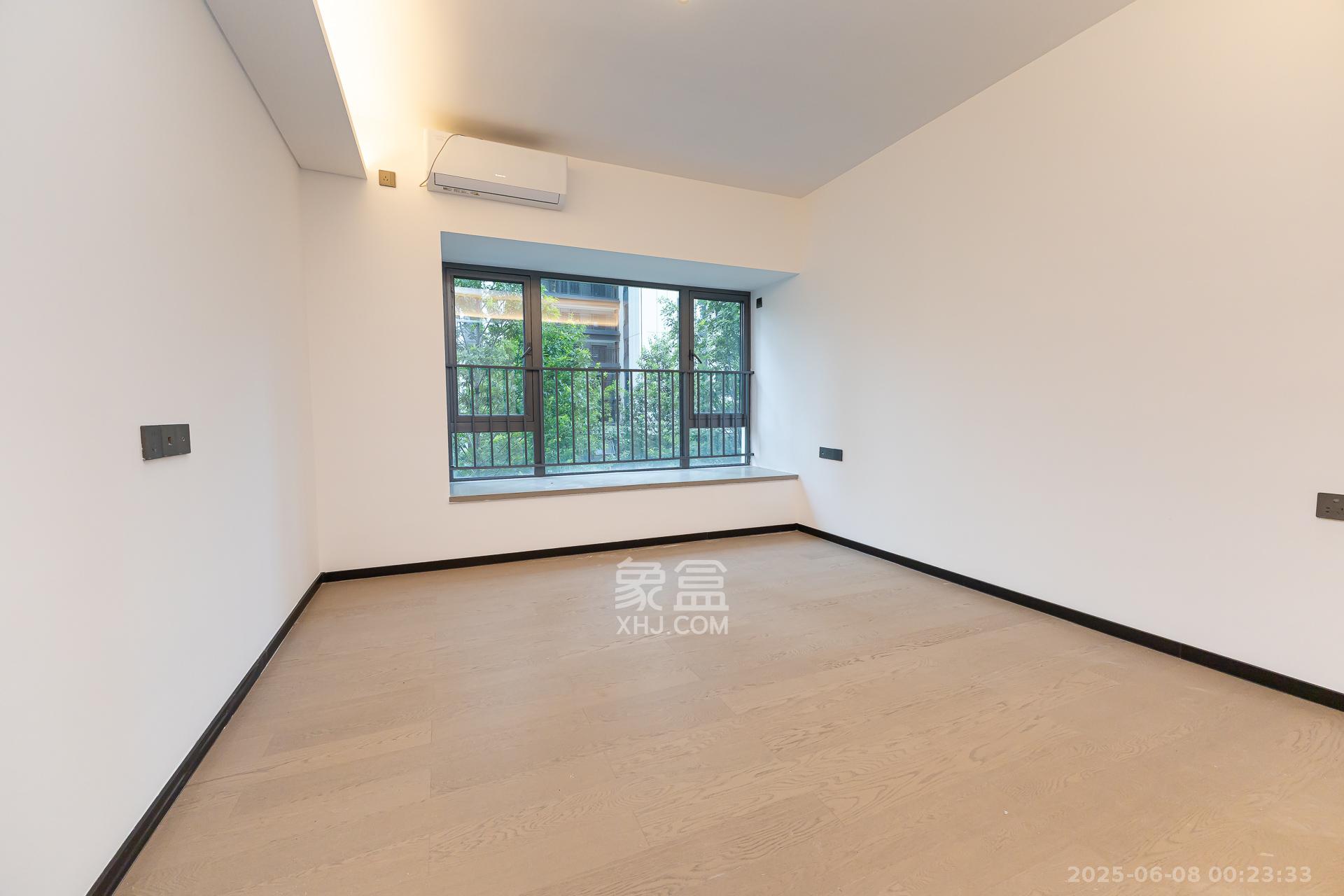 时代倾城汀蓝(时代倾城六期) 3室2厅3卫 179.0万 时代倾城汀蓝(时代倾城六期) 3室2厅3卫 179.0万卧室