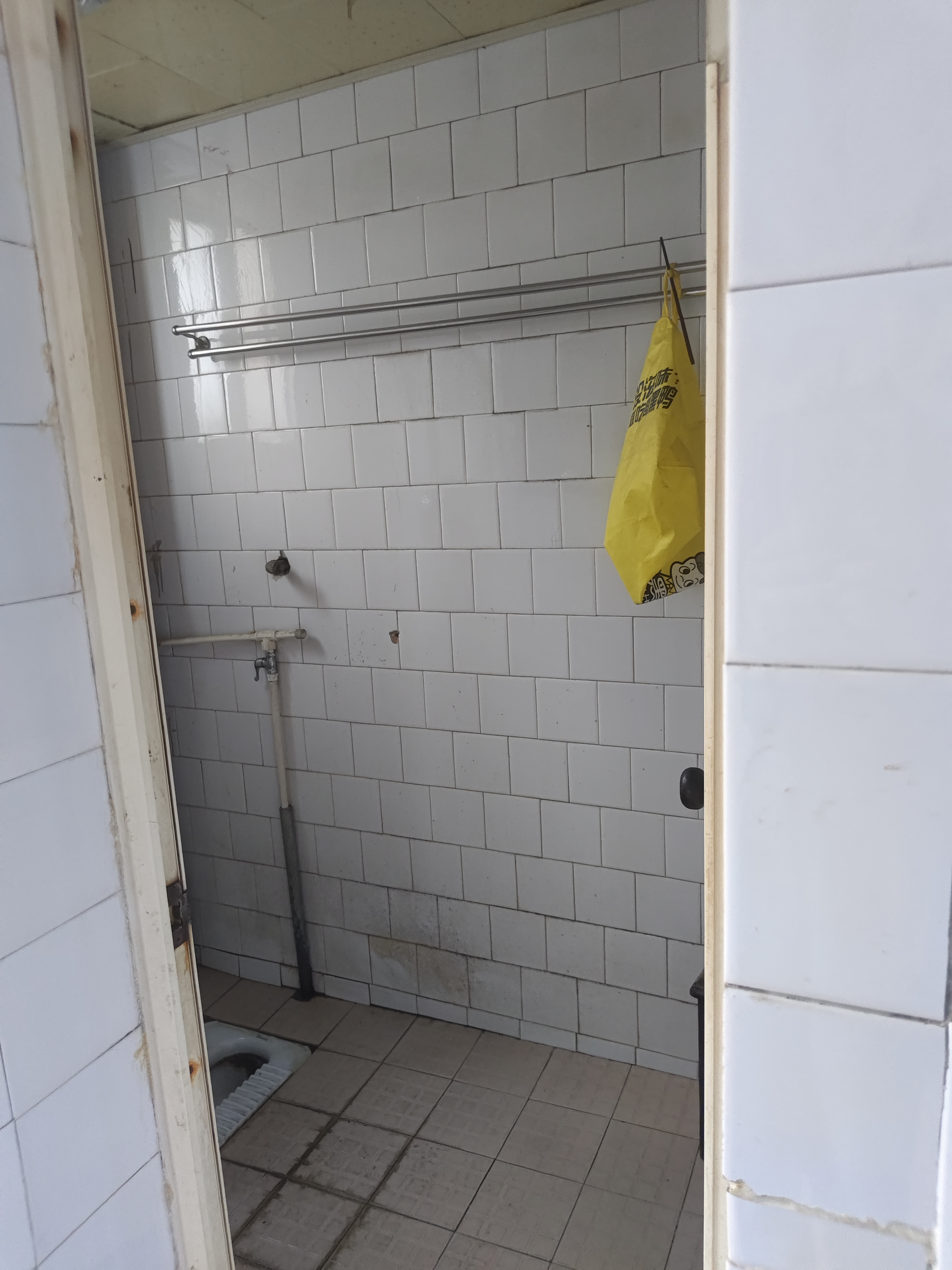 佳宏小区  2室1厅1卫    700.0元/月室内图