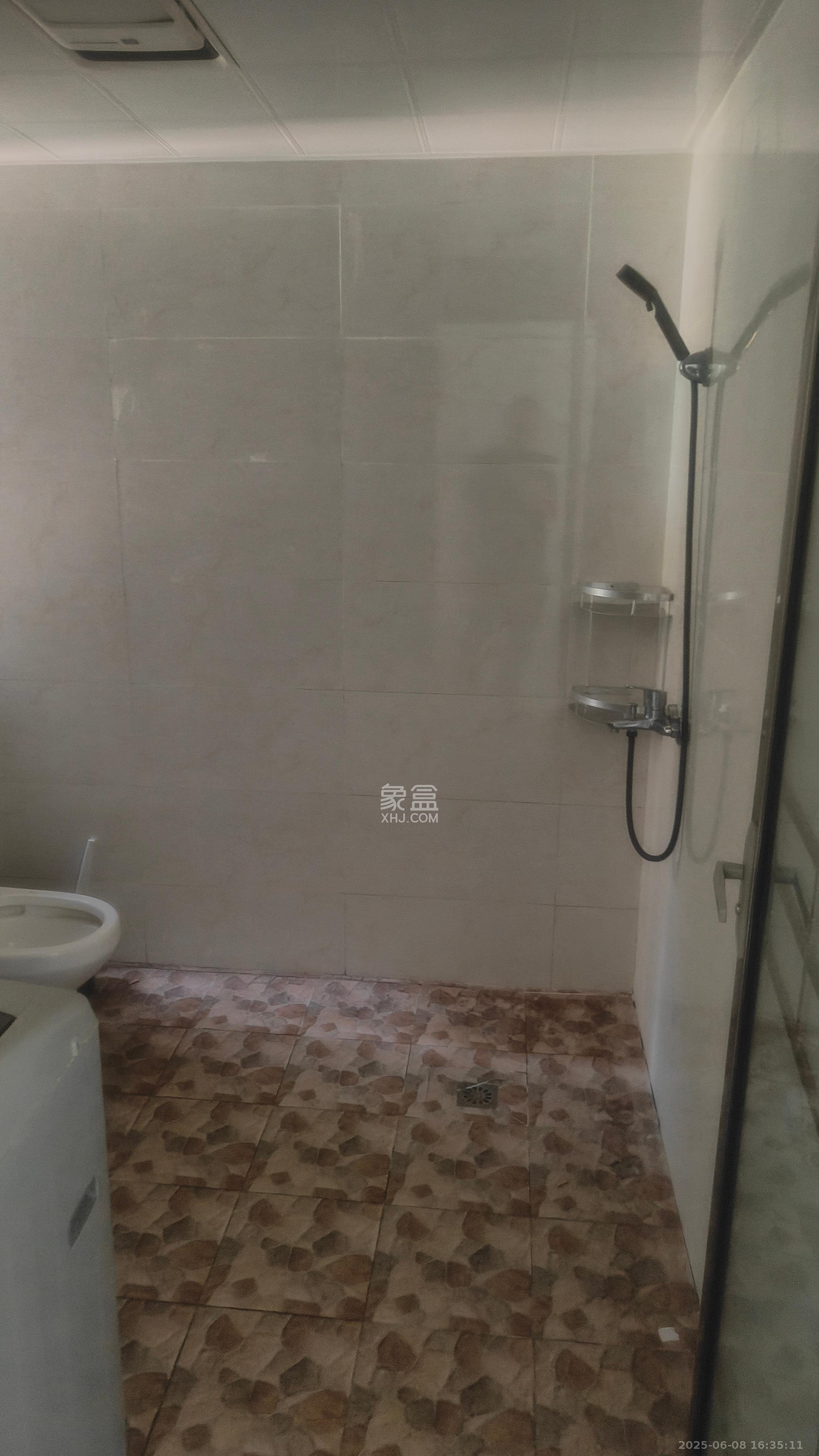 东合新苑  1室1厅1卫   1500.00元/月室内图