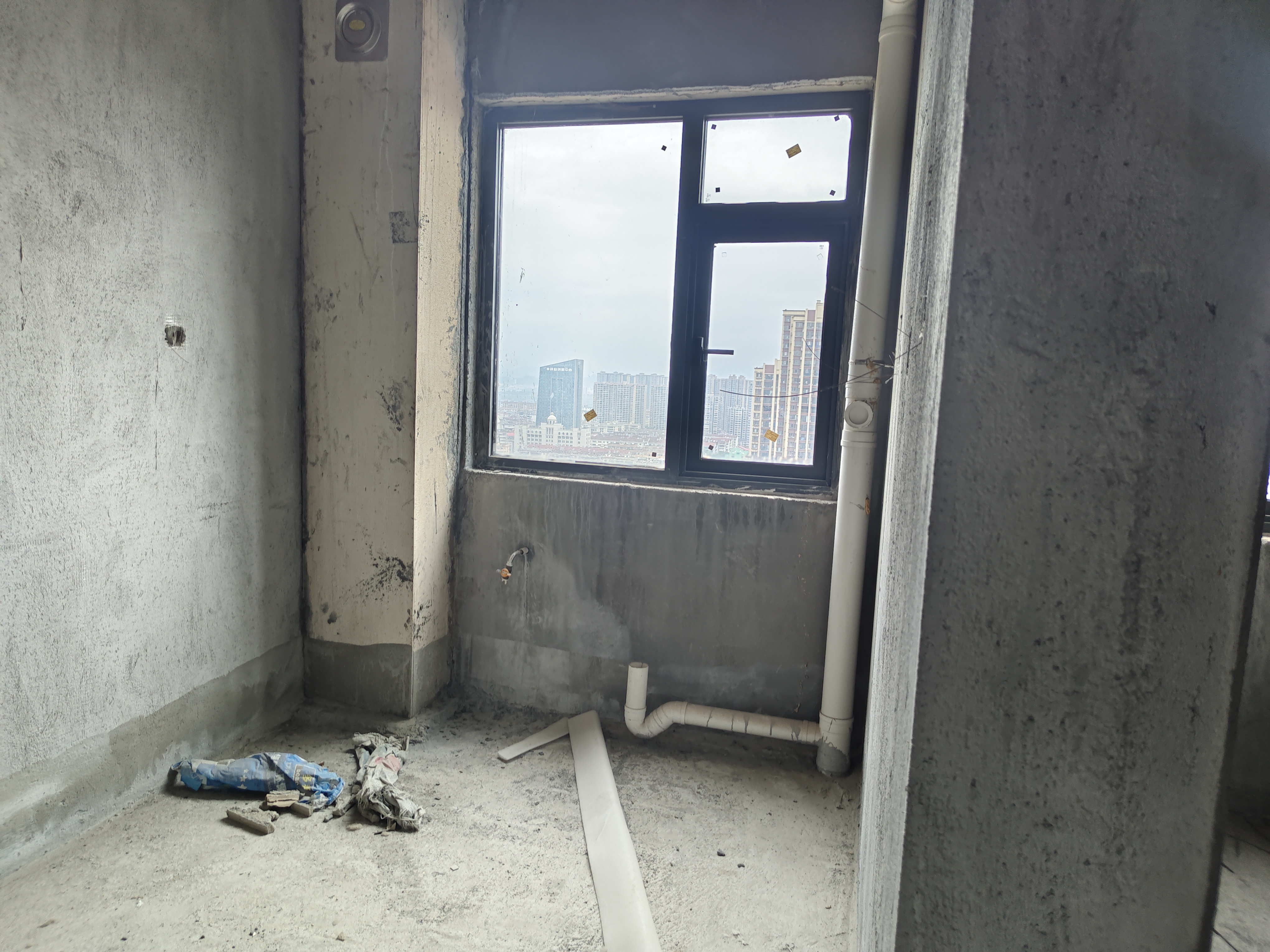 城发星庭 1室0厅0卫 68.8万 城发星庭 1室0厅0卫 68.8万客厅