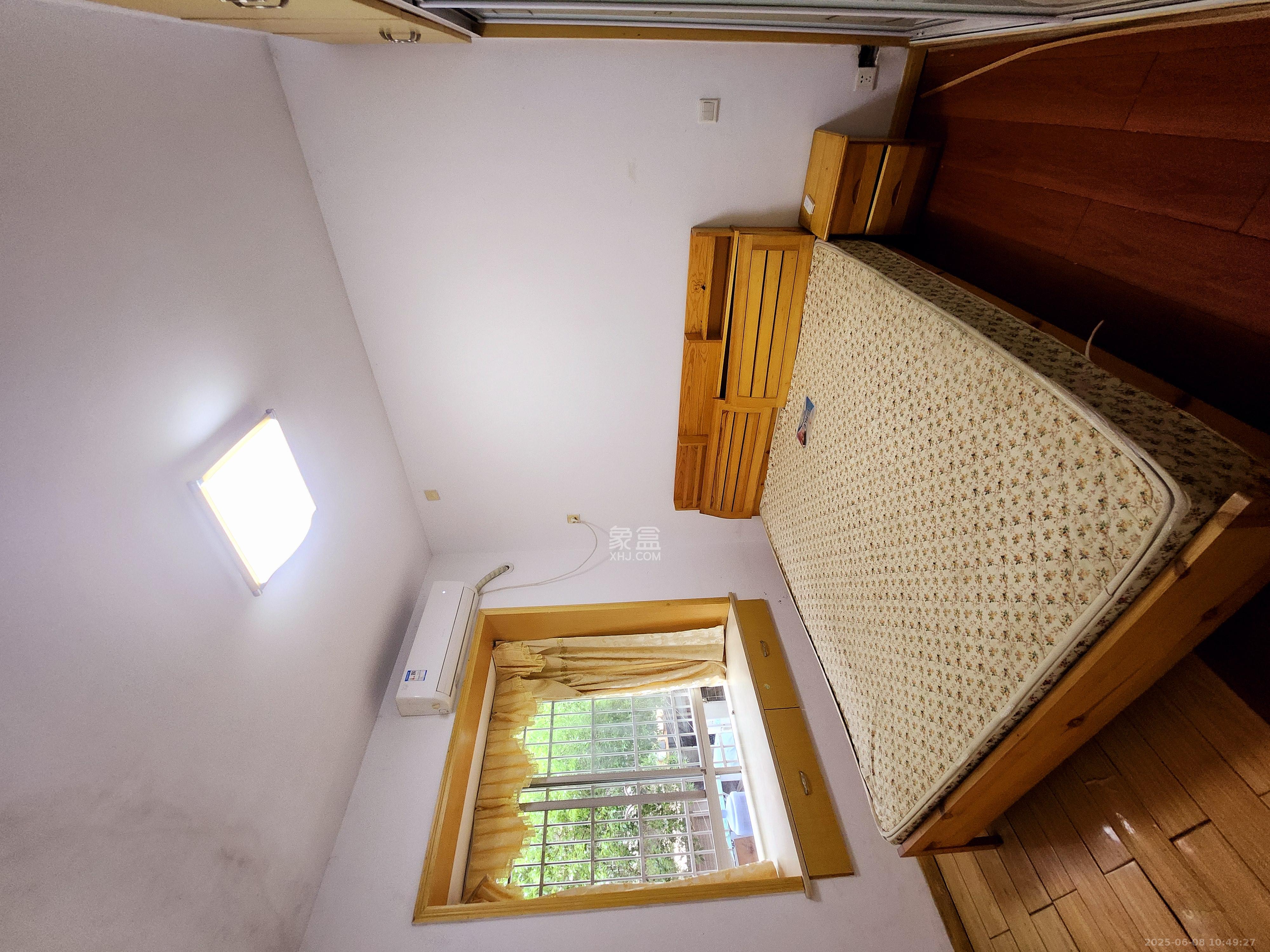 延农小区(延农五期、延农六期) 3室2厅1卫 2800.0元/月 延农小区(延农五期、延农六期) 3室2厅1卫 2800.0元/月室内图