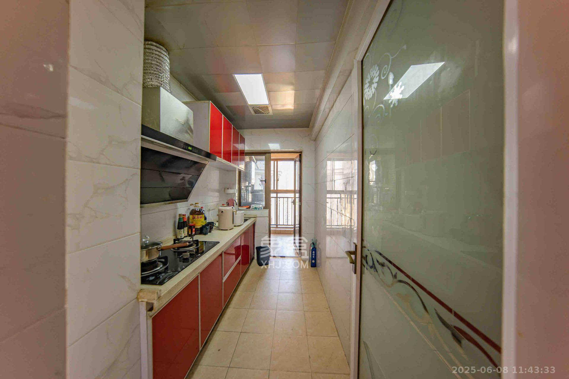 江山帝景哈佛  2室2厅1卫    1800.0元/月 江山帝景哈佛  2室2厅1卫    1800.0元/月室内图