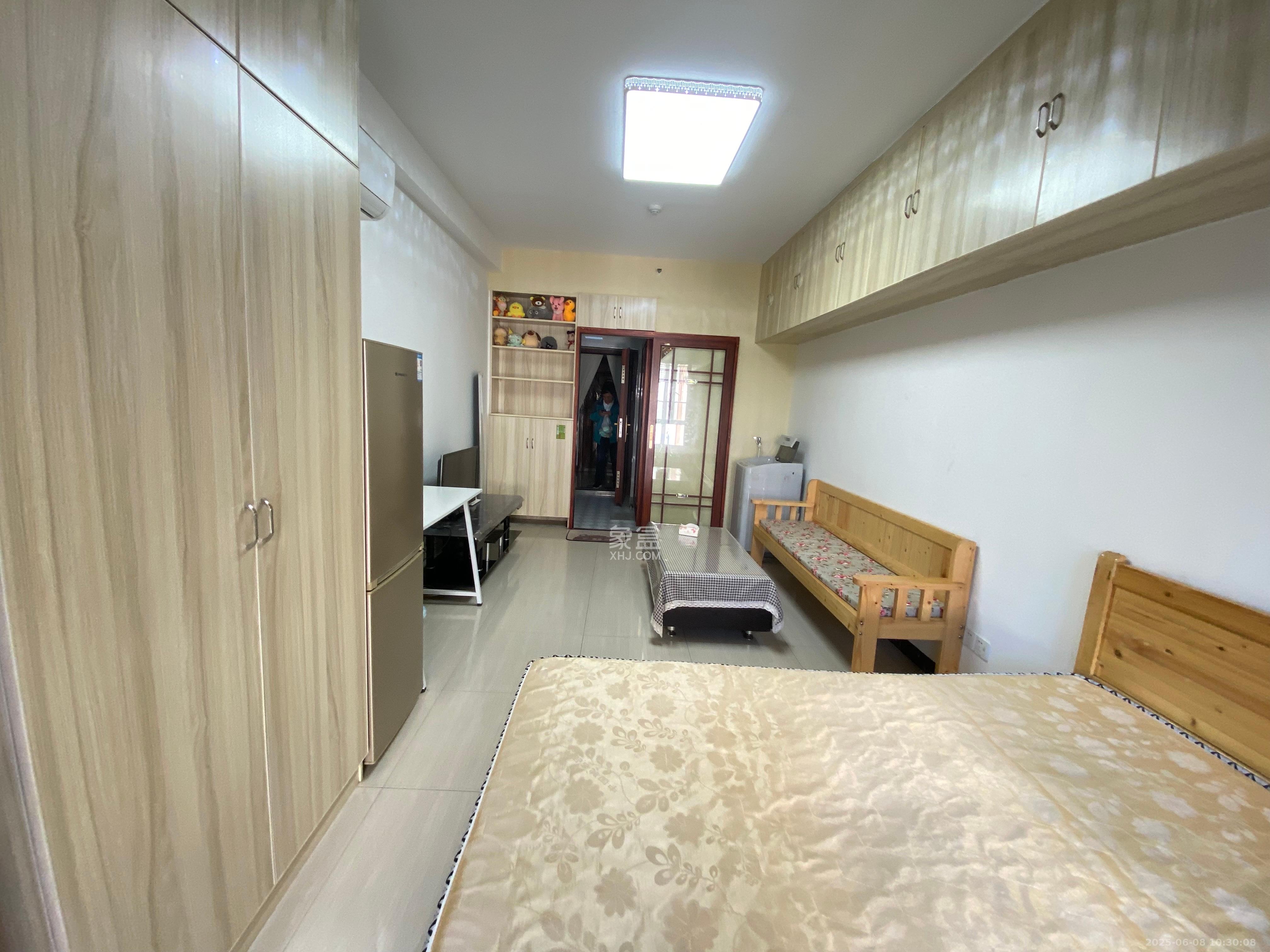 中建芙蓉工社  1室0厅1卫   1400.00元/月室内图1