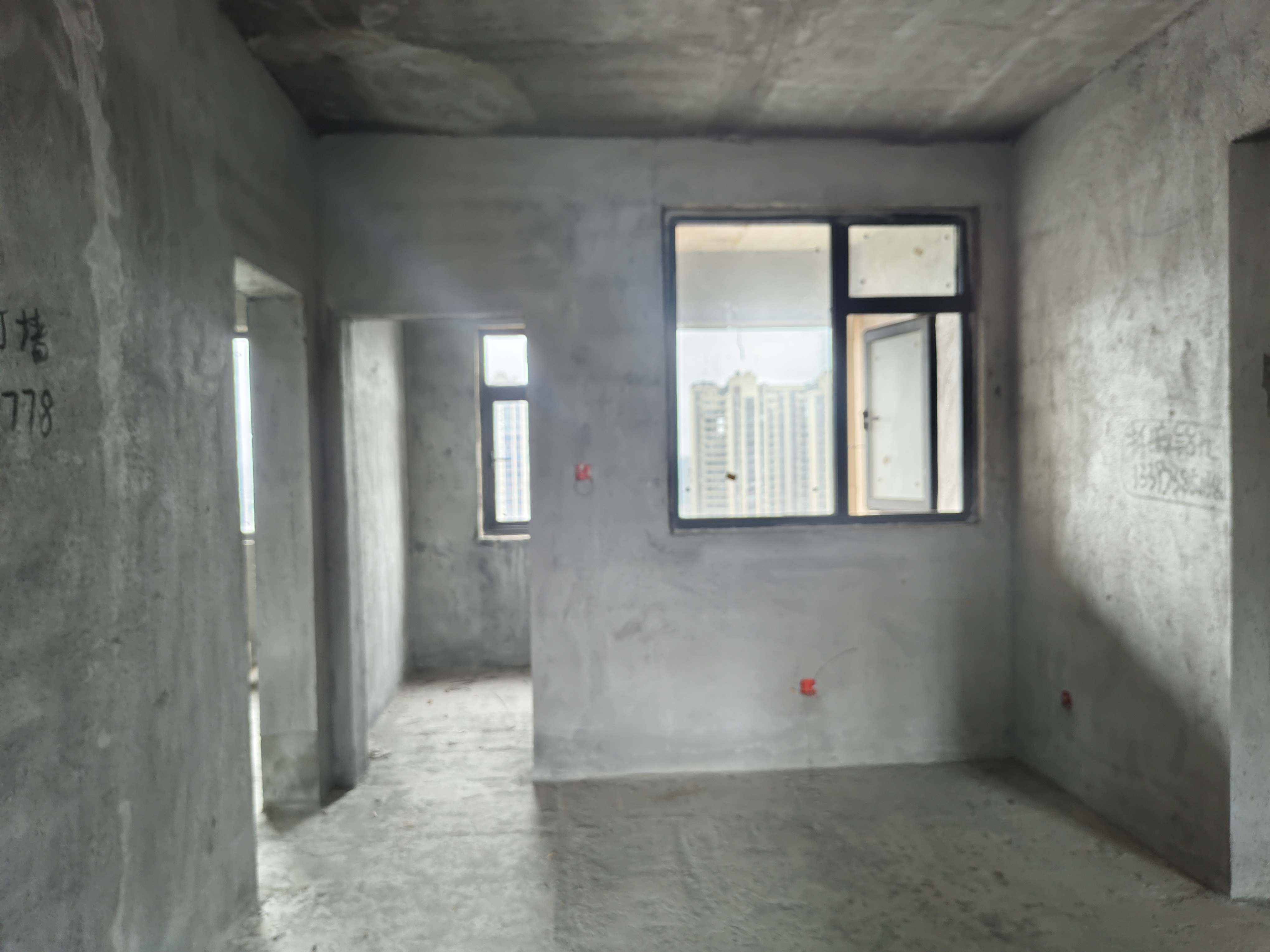 城发星庭 1室0厅0卫 68.8万 城发星庭 1室0厅0卫 68.8万客厅