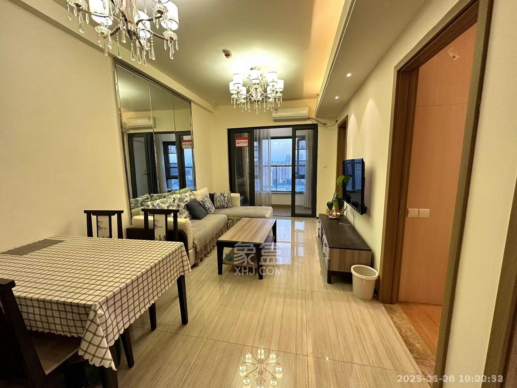 恒大御景湾 2室2厅1卫 1600.0元/月 恒大御景湾 2室2厅1卫 1600.0元/月室内图