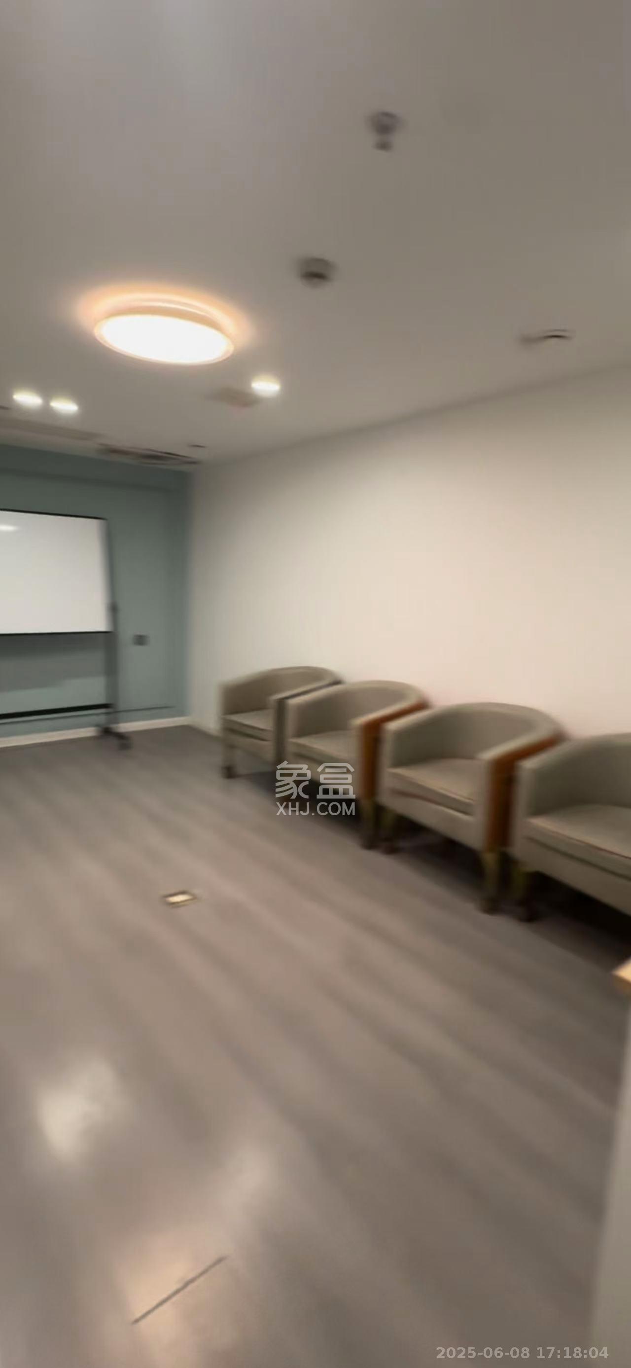 蓝湾国际广场 1室0厅0卫 5000.0元/月 蓝湾国际广场 1室0厅0卫 5000.0元/月室内图