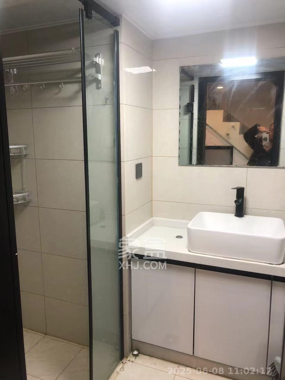 龙湖新壹城  1室1厅1卫   2300.00元/月室内图