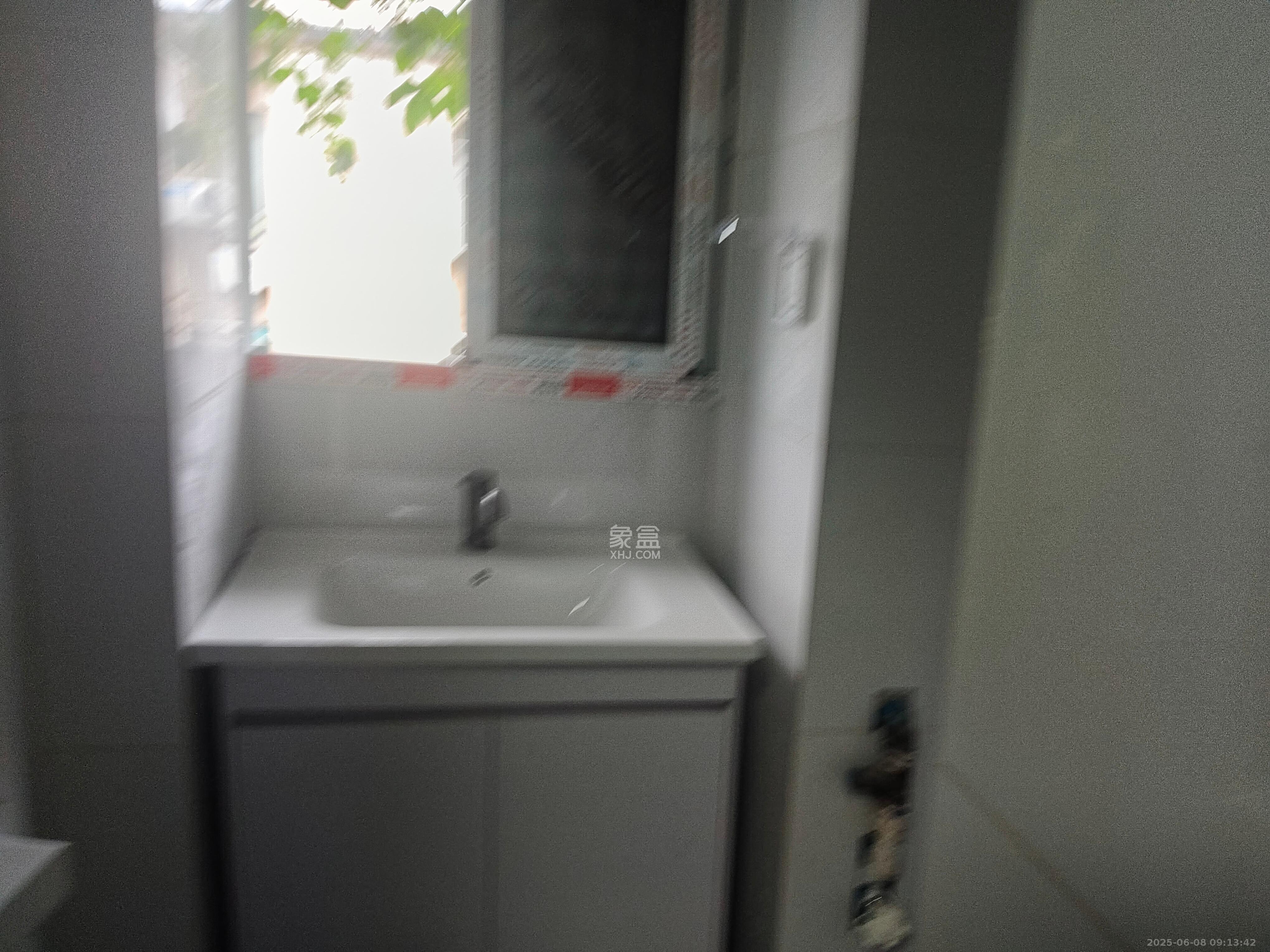 省水院宿舍 3室1厅1卫 2000.0元/月 省水院宿舍 3室1厅1卫 2000.0元/月室内图