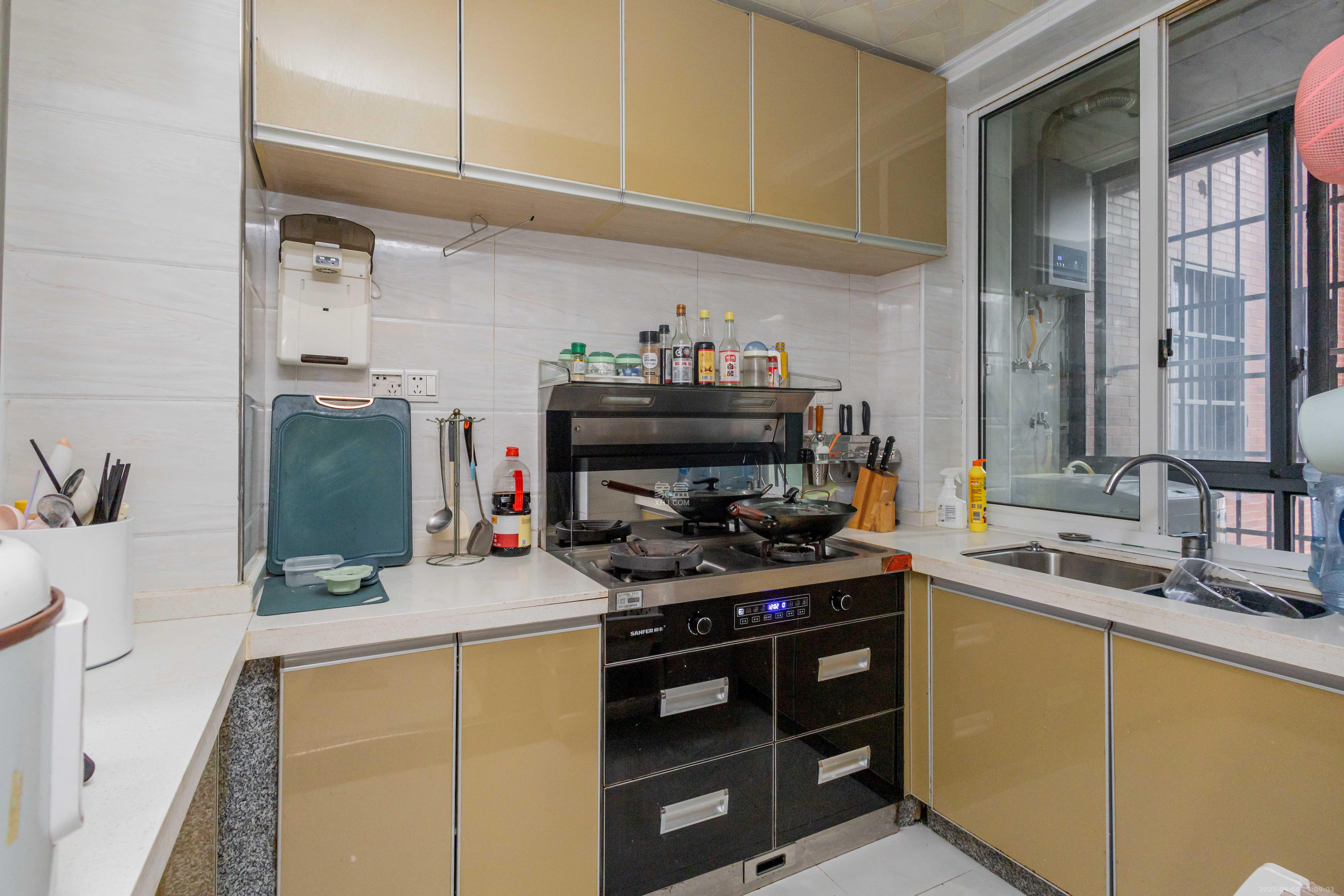 辉宏橄榄城  3室2厅1卫    65.0万 辉宏橄榄城  3室2厅1卫    65.0万厨房