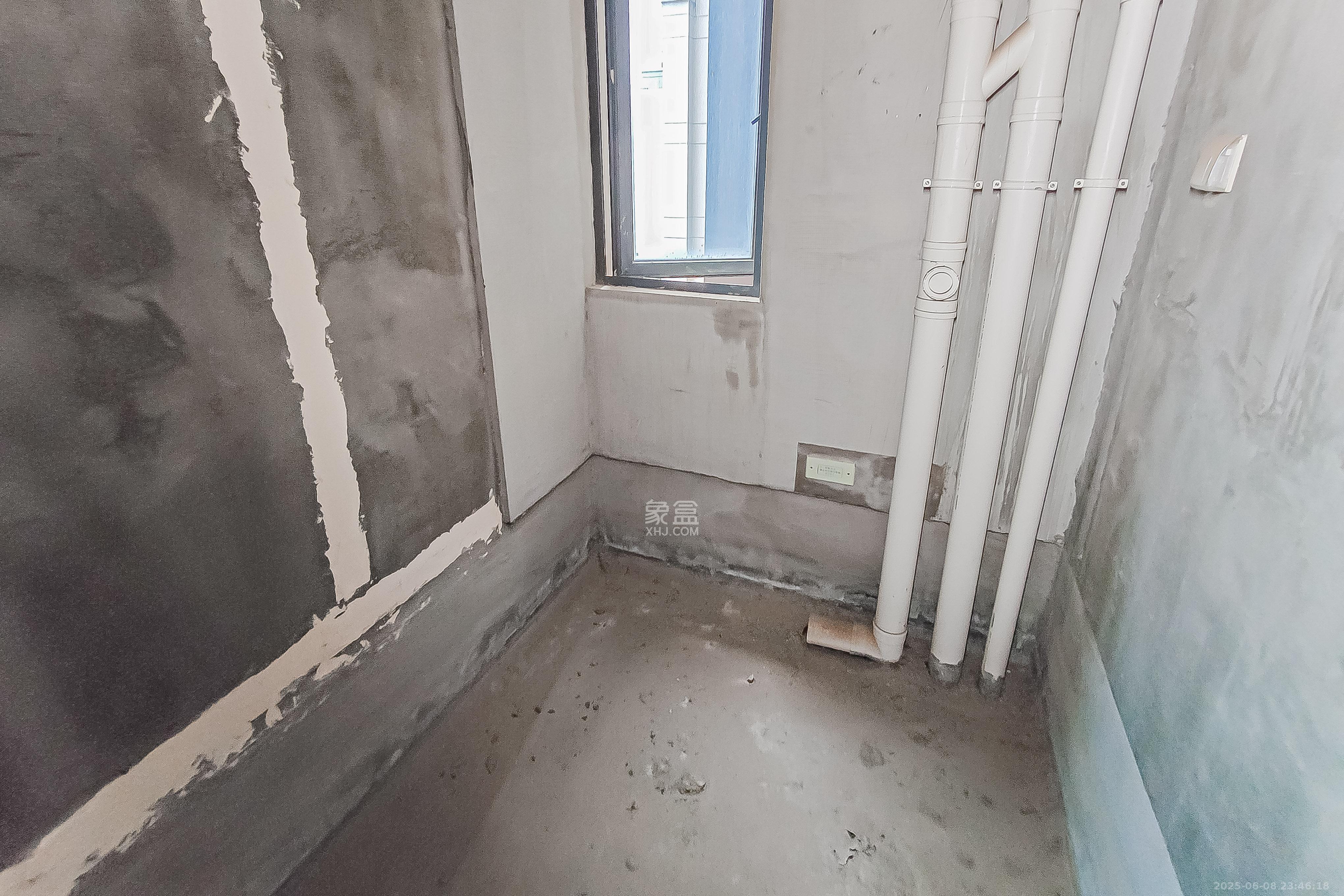 建发中央公园（建发美地）  3室2厅2卫   135.00万卫生间