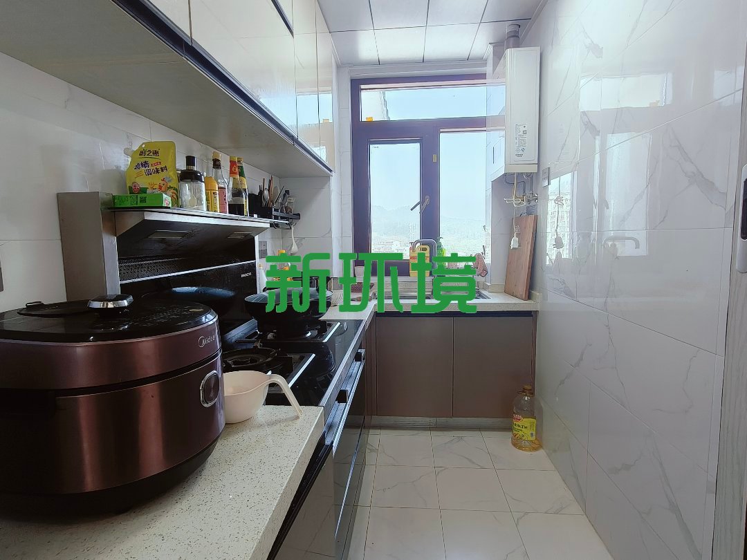 熙城春天  5室2厅2卫   3000.00元/月室内图